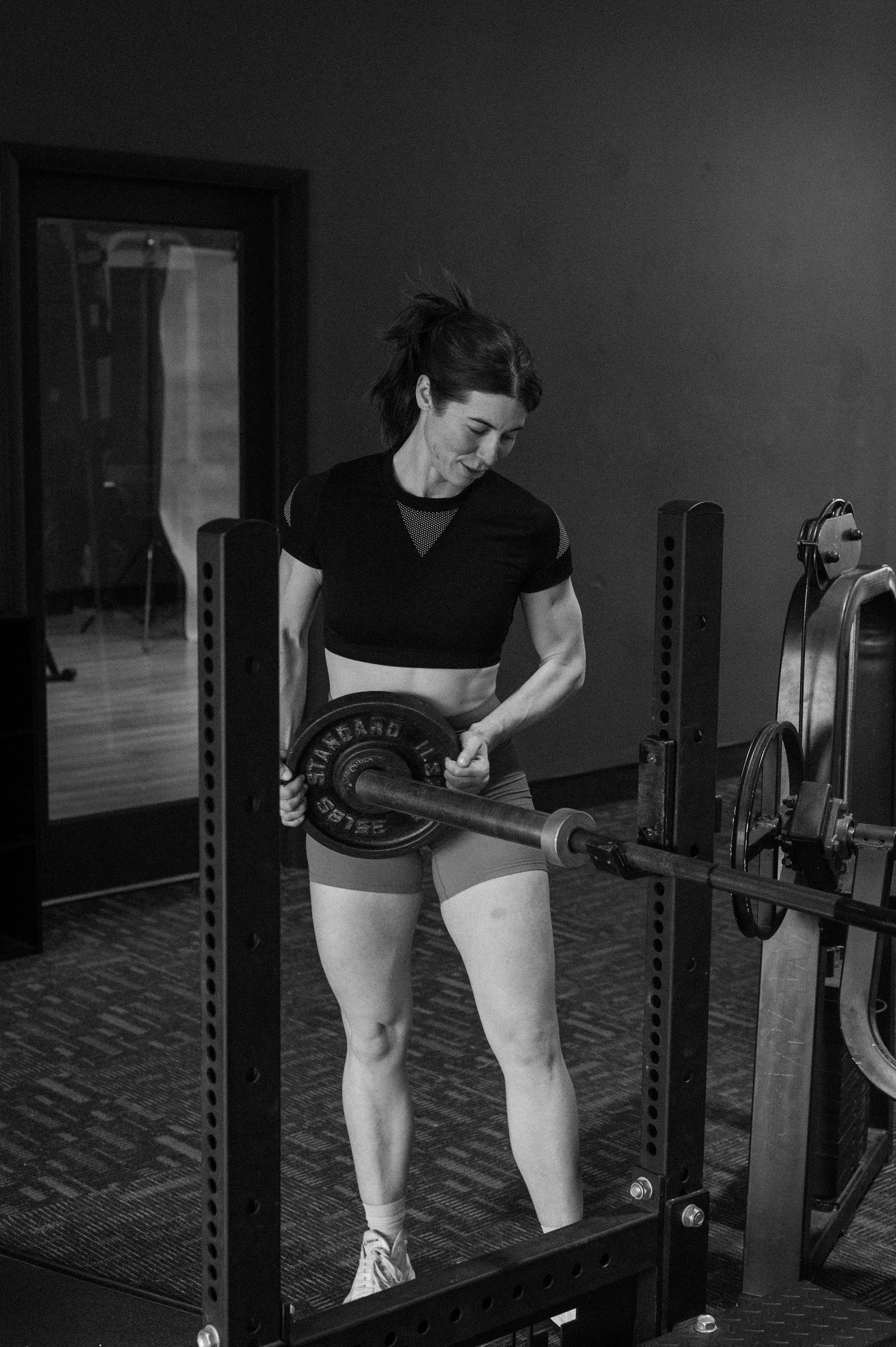 strength training, strength training for women charlottesville, bench press, women in the gym