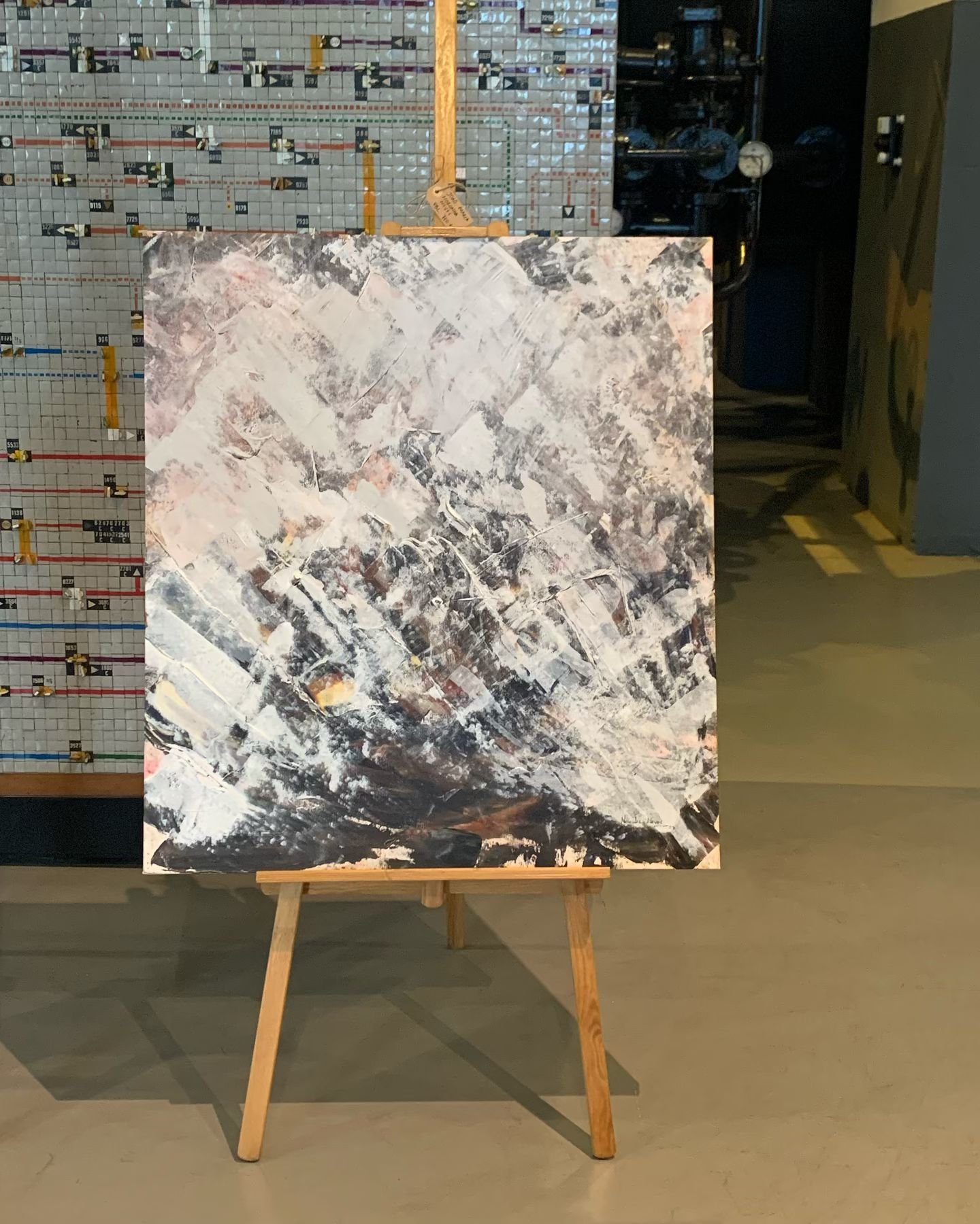 .
Ver para al&eacute;m da moldura, hoje no MAAT.

#noronhaneves #capiti #maat