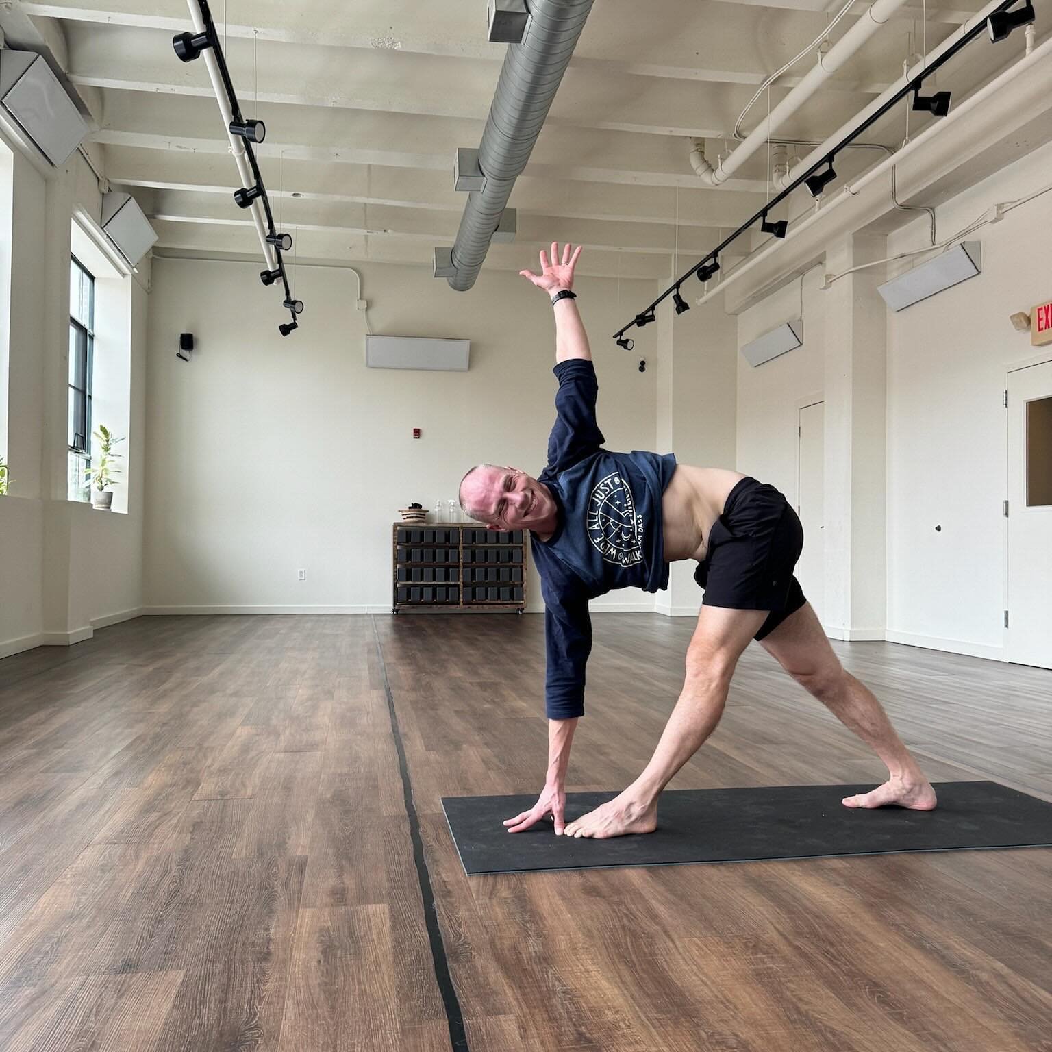 Hop into @the.real.tim.wagner Dynamic Power Flow next weekend!

Join Tim for a playful class on Saturday, May 11th from 11am - 12:30pm that will take your yoga practice to new heights. 

With a full 90 minutes, Tim will guide you on how to deepen pos