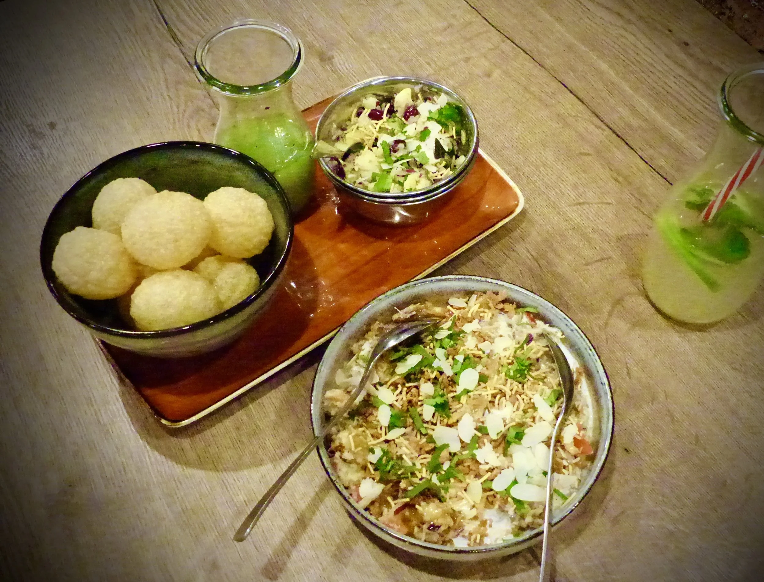 Golgappa Plate und Aloo Chat Soul Tikka