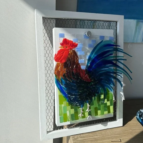 Rooster on chicken wire frame - Fused glass