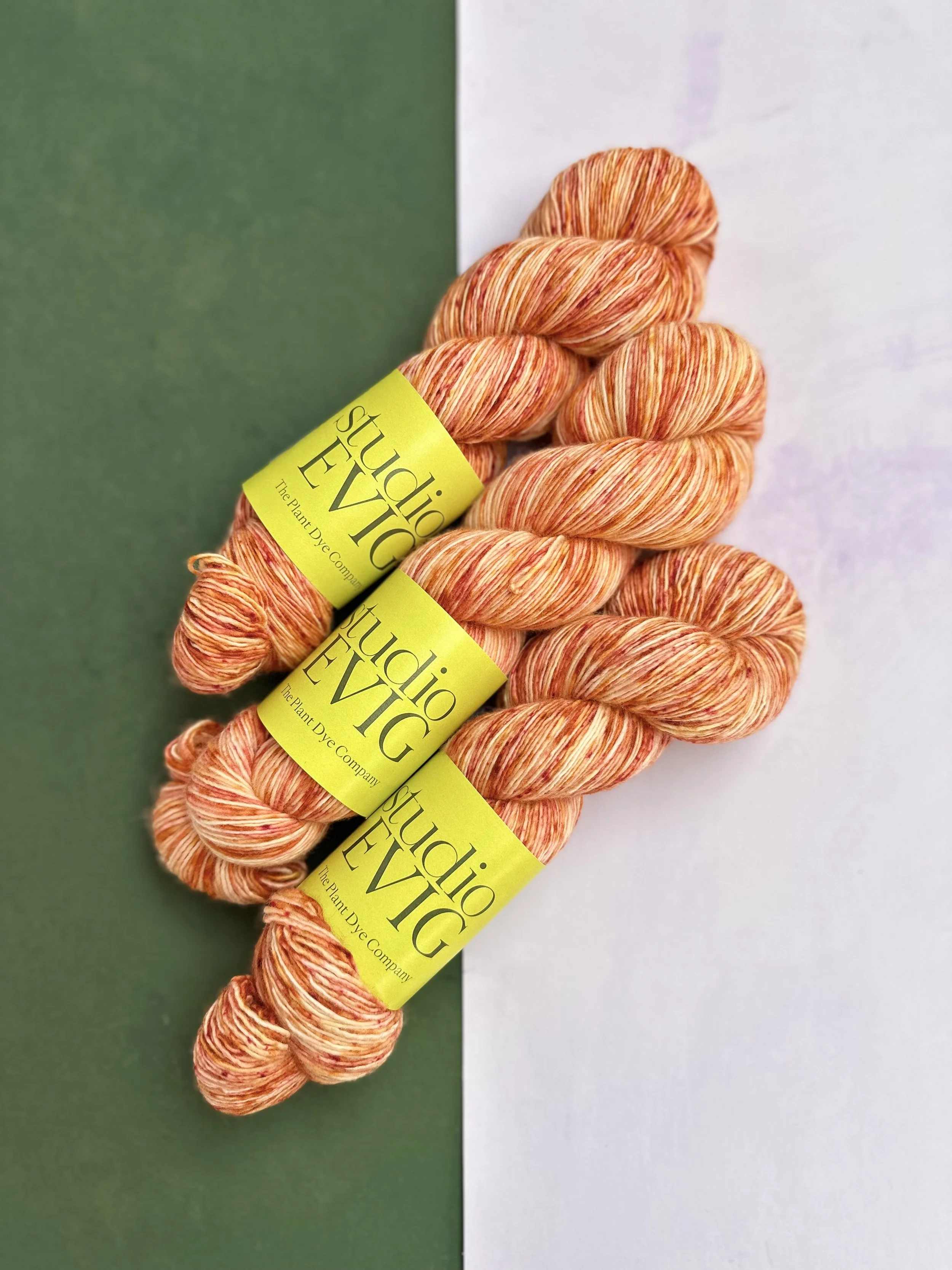 studioEVIG - Naturally dyed 4PLY Merino - Firefly angle.jpg