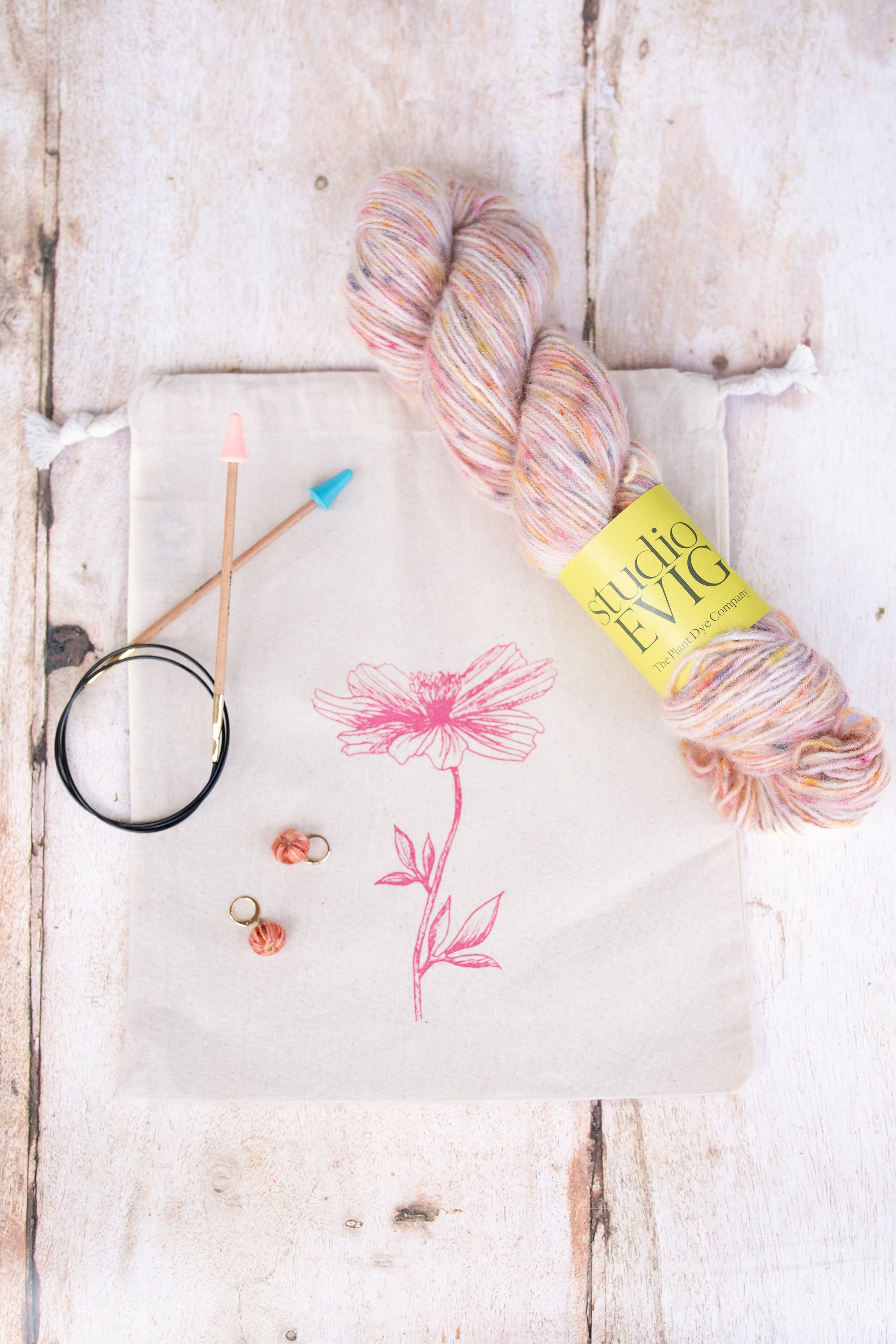 studioEVIG - Knitting Kit - Birthday Cake - alpaca yarn.jpg