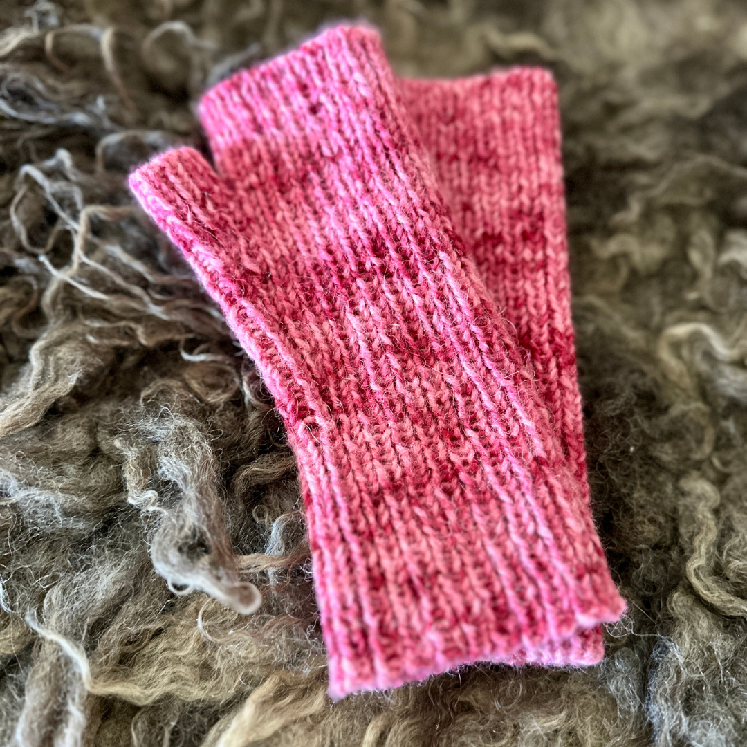 studioEVIG - Knitting Pattern - Fingerless Mitts flatlay.png