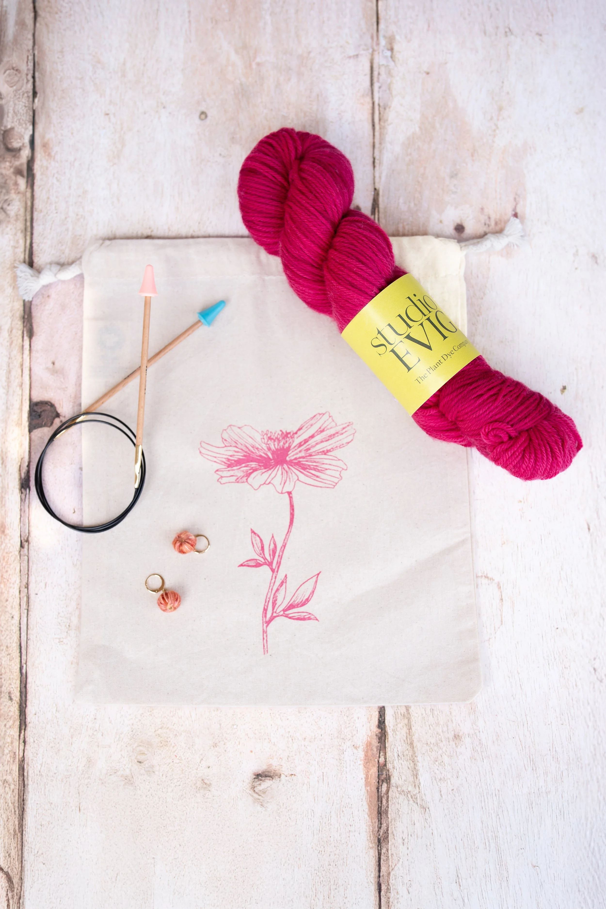 studioEVIG - Knitting Kit - Yaas Queen DK Merino yarn.jpg