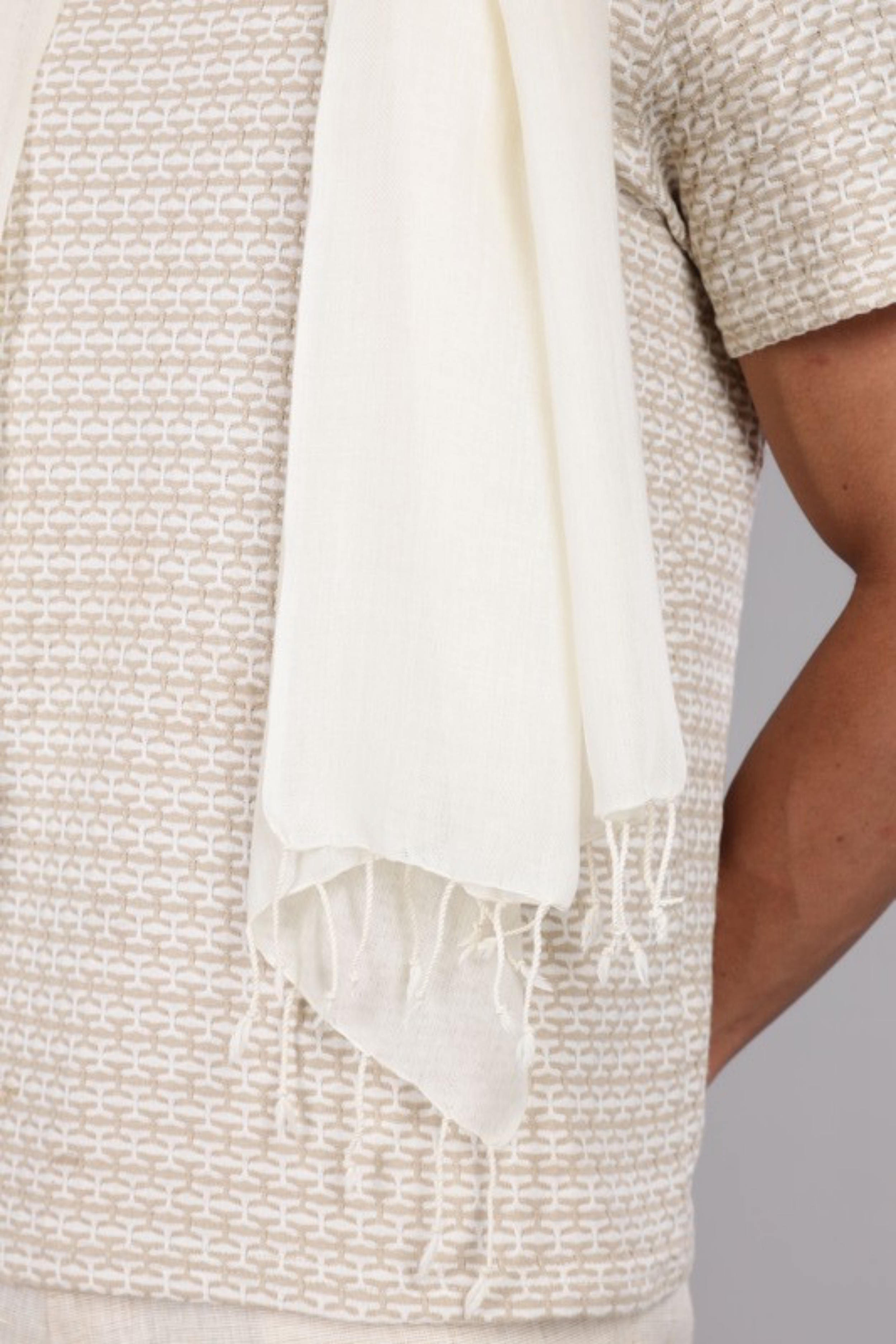 studioEVIG - Green Tailor - Pria scarf SMITA 3.png