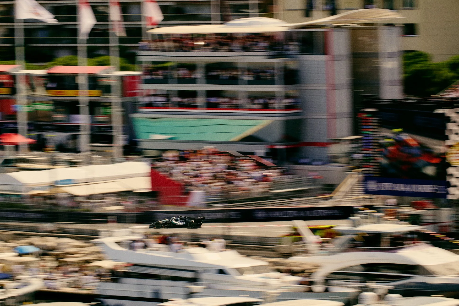 SUN_MONACO_F1_GP_11475.jpg