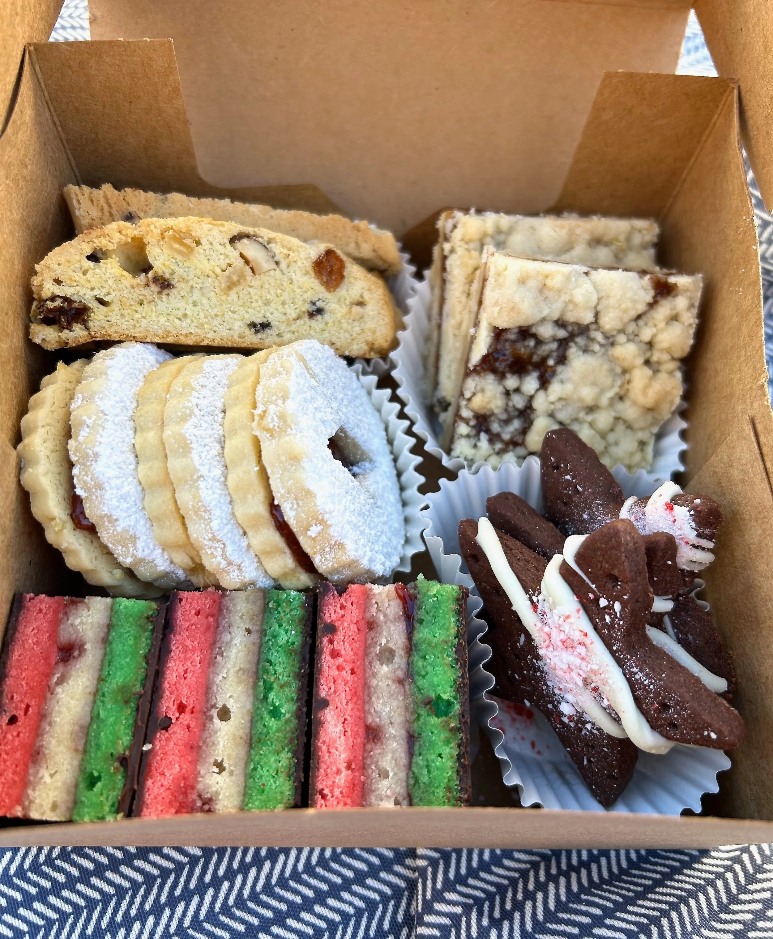 HOLIDAY COOKIE BOX PREORDERS—PICKUP 12/20 or 12/21