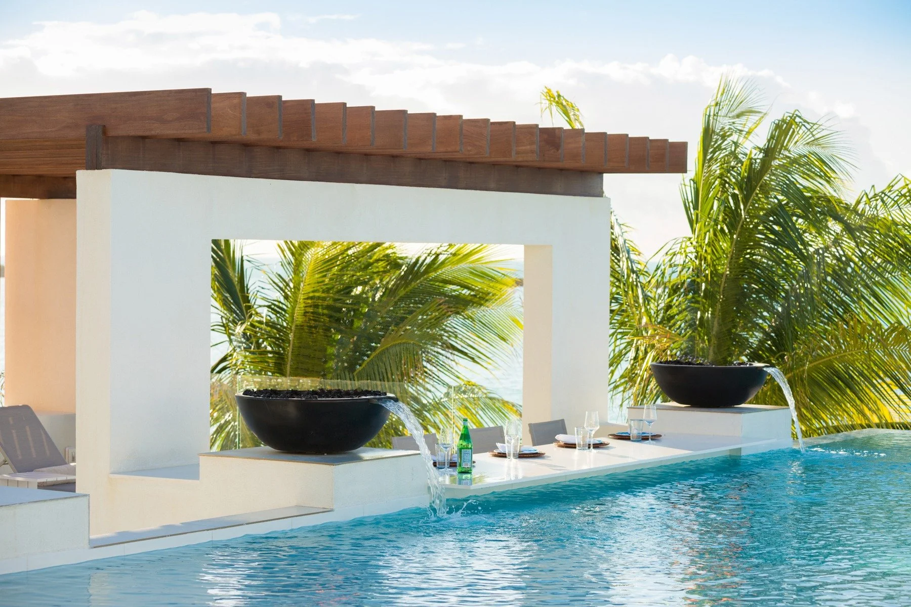 imgi_18_small_9536c7_178_Wind_Chime_Villa_9041r.jpg