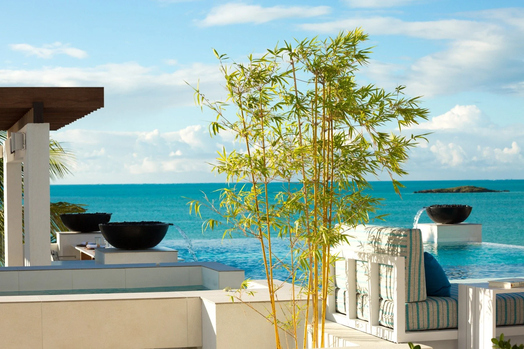 imgi_13_small_517137_172_Wind_Chime_Villa_9158r.jpg