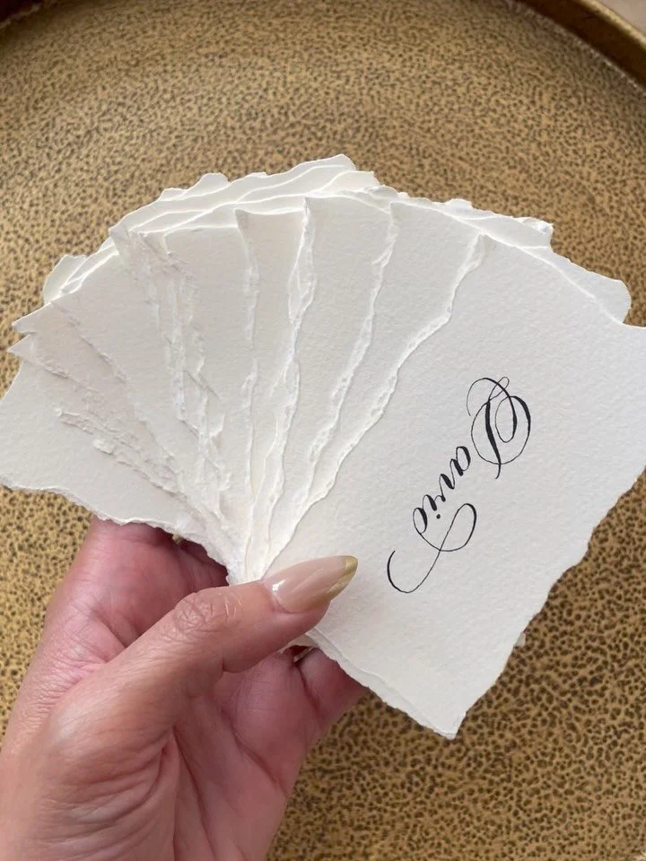 I miss the days when the images would do all the talking. No need for text on every single thing we looked at. Paragraphs for captions. 🙅&zwj;♀️

Enjoy these images. 😌

#losangelescalligrapher #calligraphy_art #placecards #tablesettings #handwritte