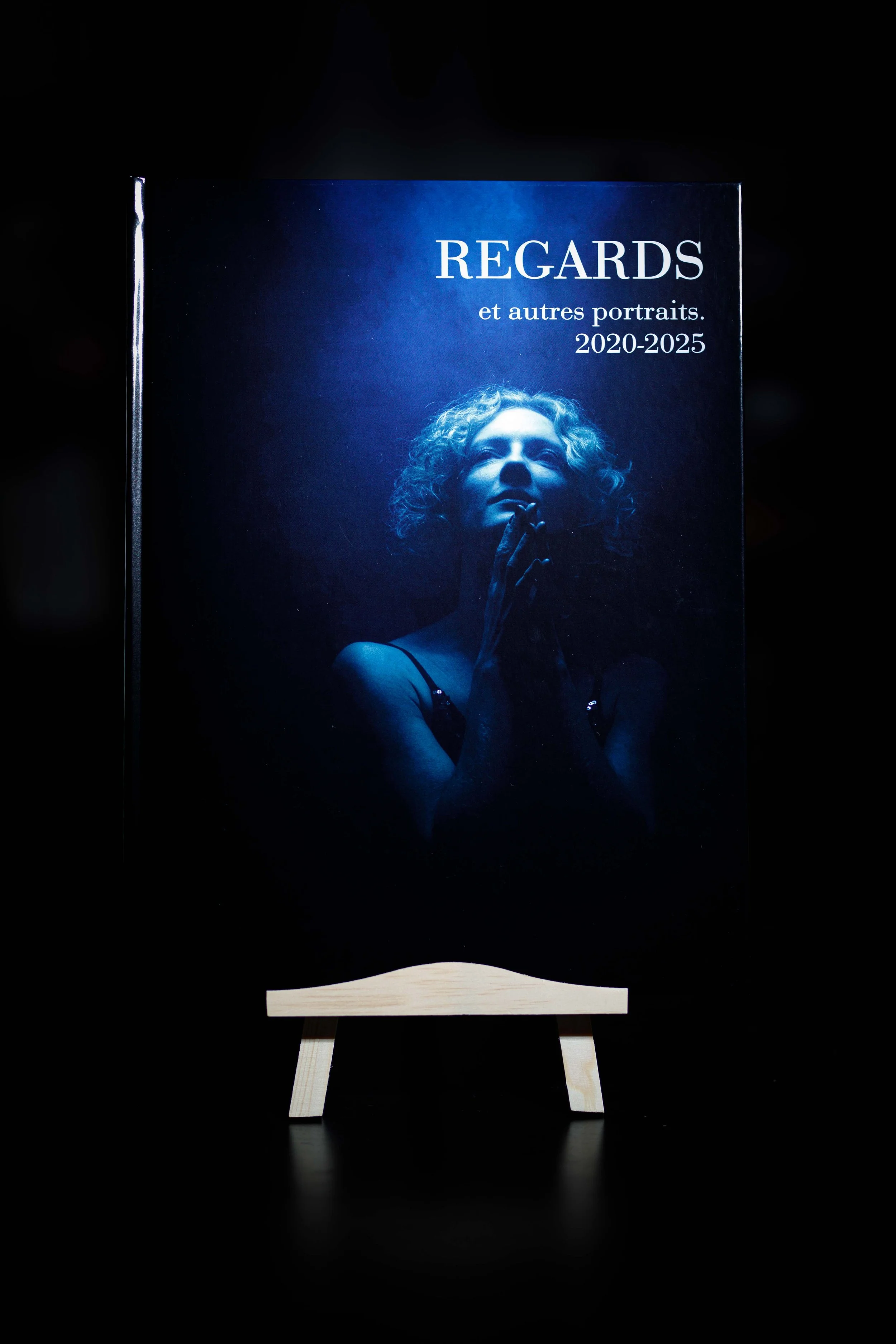 LIVRE PHOTO A3 "REGARDS ET AUTRES POTRAITS 2020 - 2025"