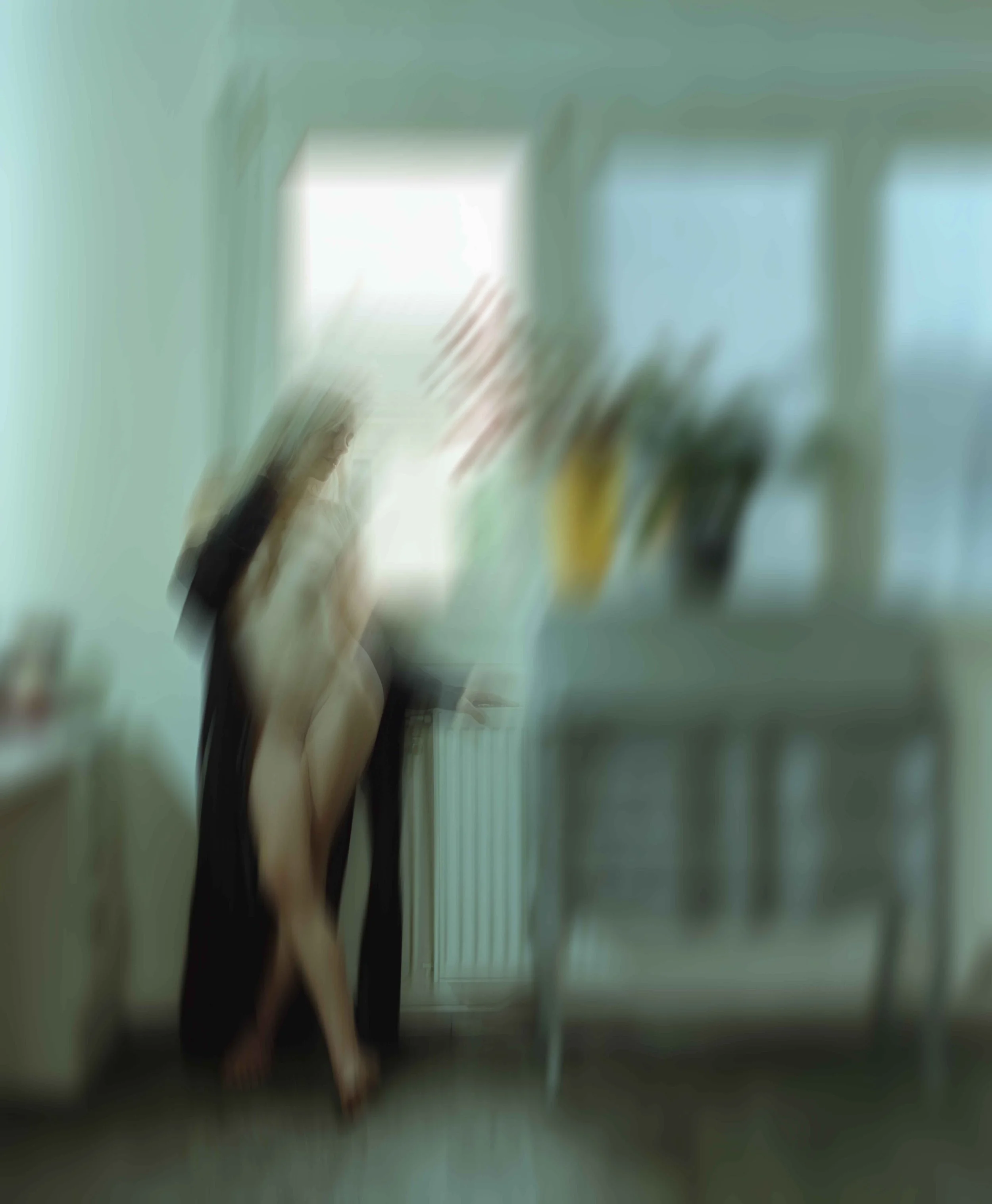 SHOOTING-EMELINE-CINESTILL-400D-MF-6x7-13-01-24-004.jpg