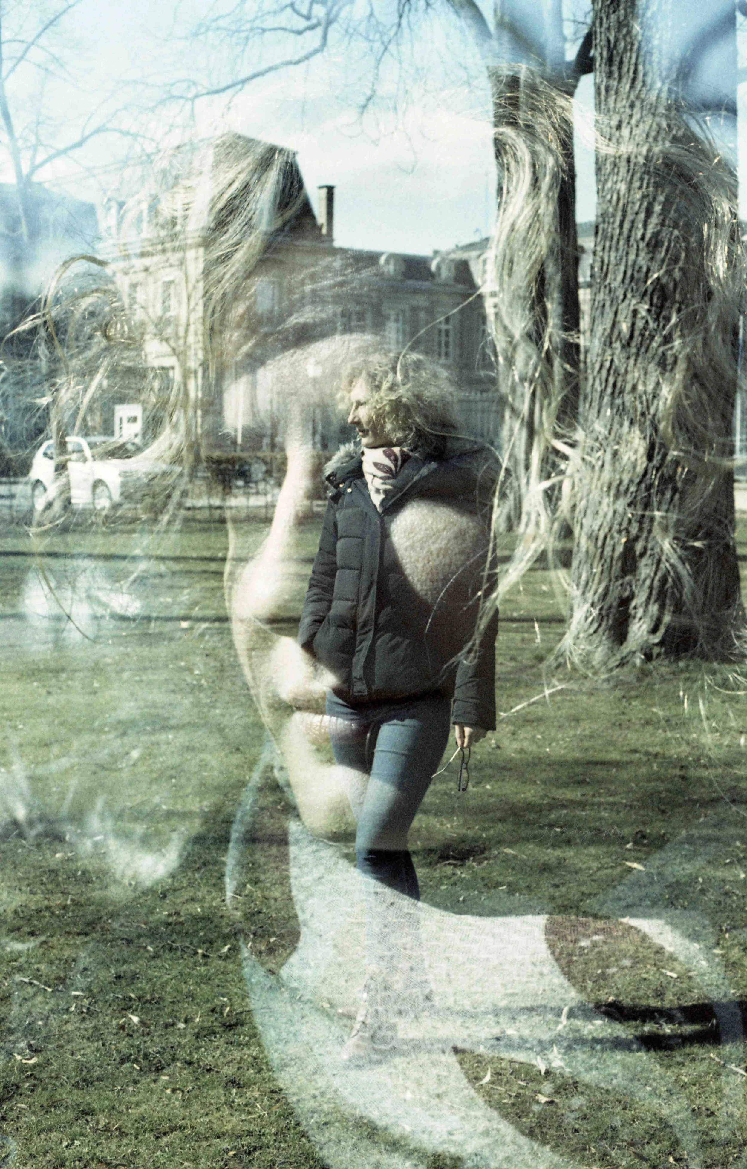SHOOTING COLMAR JULIE LOMO METROPOLIS 11-03-23-007.jpg