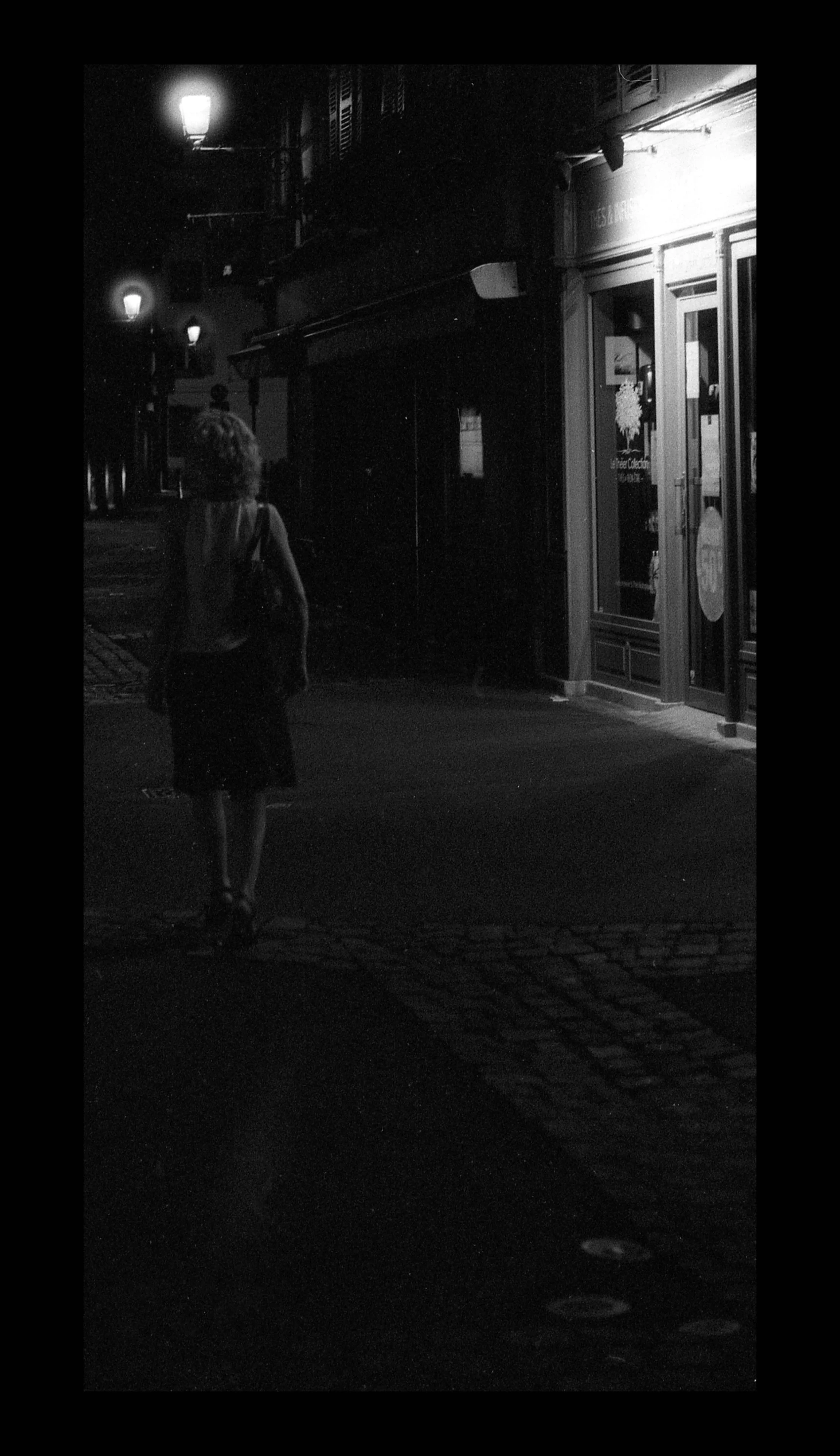Un soir en été, un restaurant avec Julie. 2023.