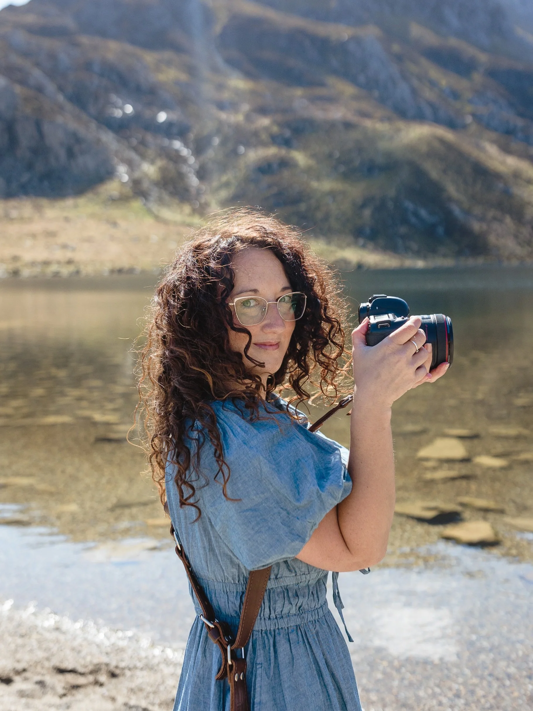 Finding magic in the mountains never seems to get old ✨

I&rsquo;ve explored this part of North Wales since I was young and every time I come back it&rsquo;s just as wonderful and exciting. 
That&rsquo;s why I love getting to work here so often and m