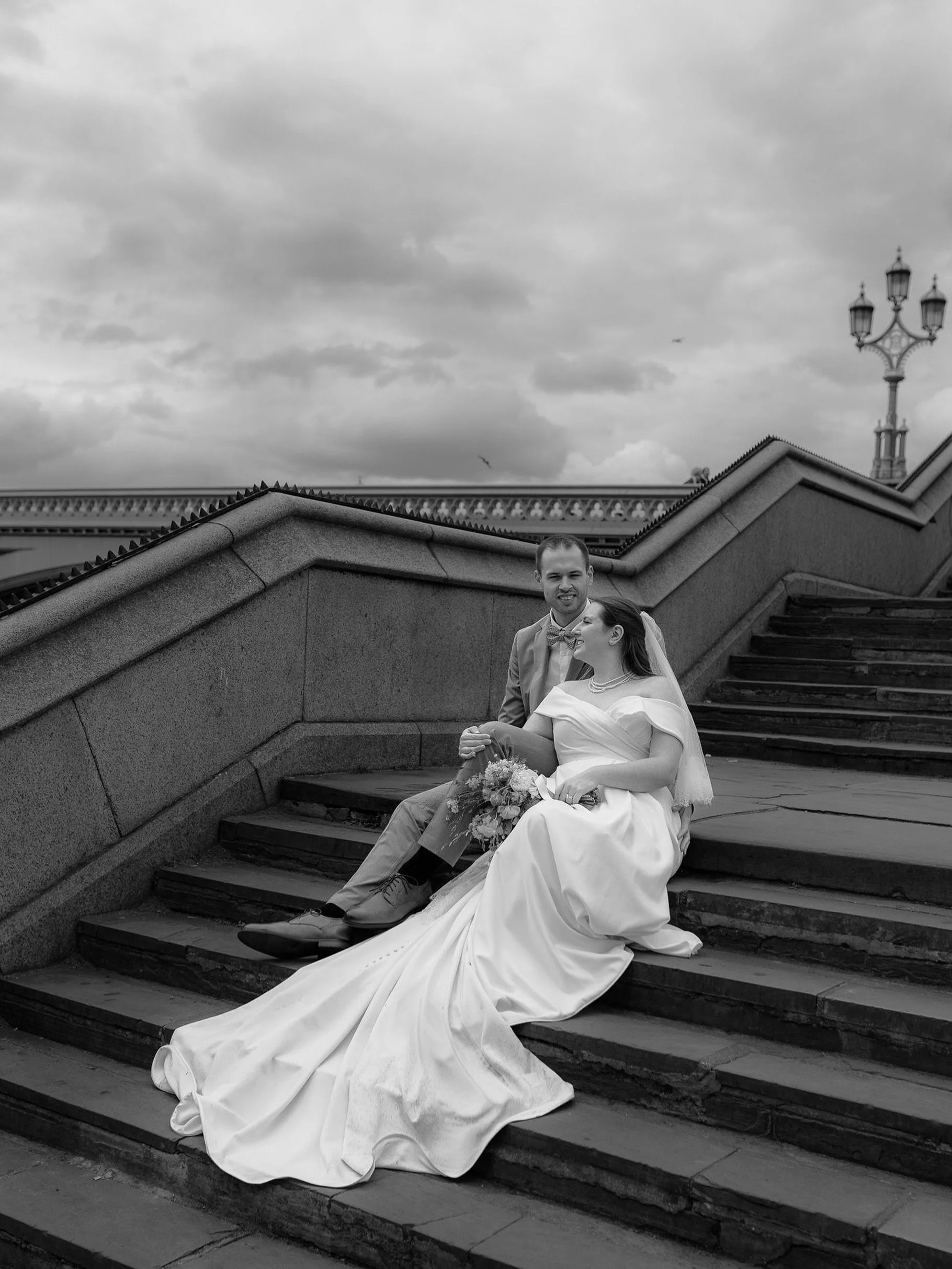 The magic is usually found in the in-between moments.

It&rsquo;s not often that you find a quiet corner in the middle of London ✨

London Elopement
London Elopement Photographer 
Elopement Photography
Intimate Elopement
UK Elopement Photography 
#lo