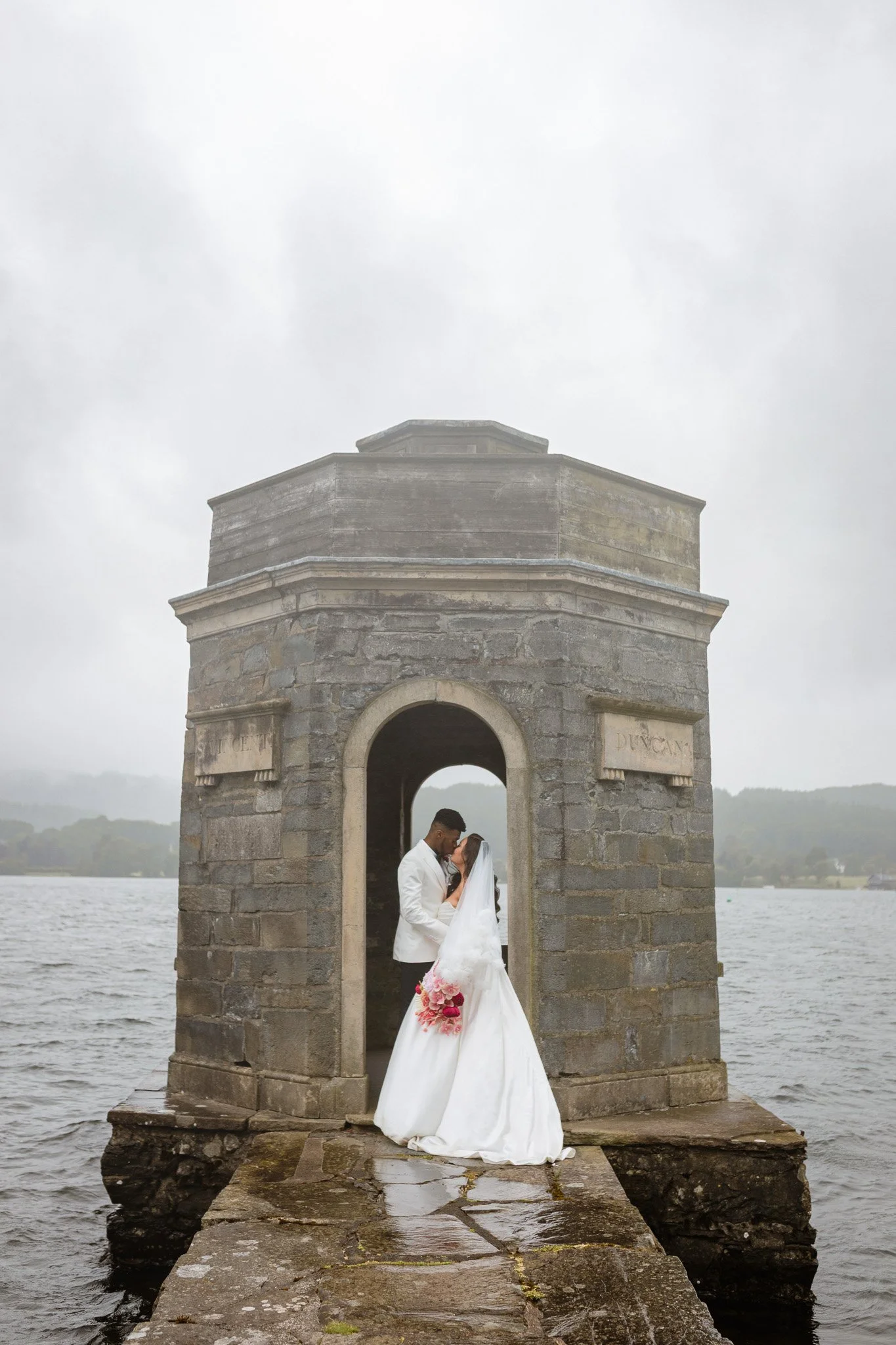 Storrs-Hall-Wedding-Photography.jpg