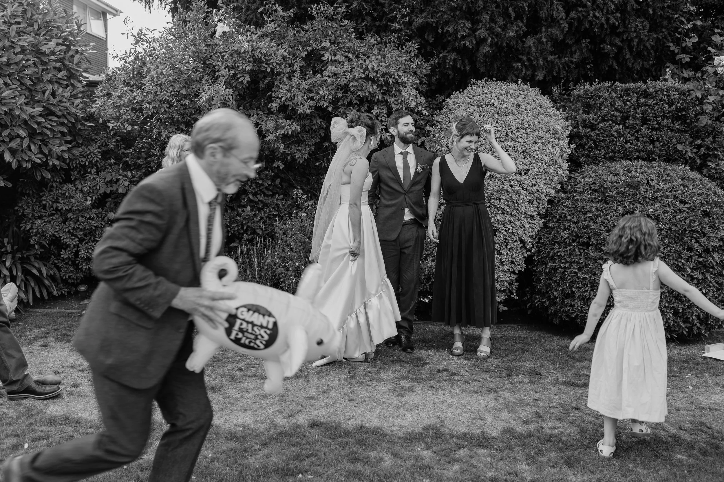 Fun-Family-Group-Photo-at-Cheshire-wedding-001.jpg
