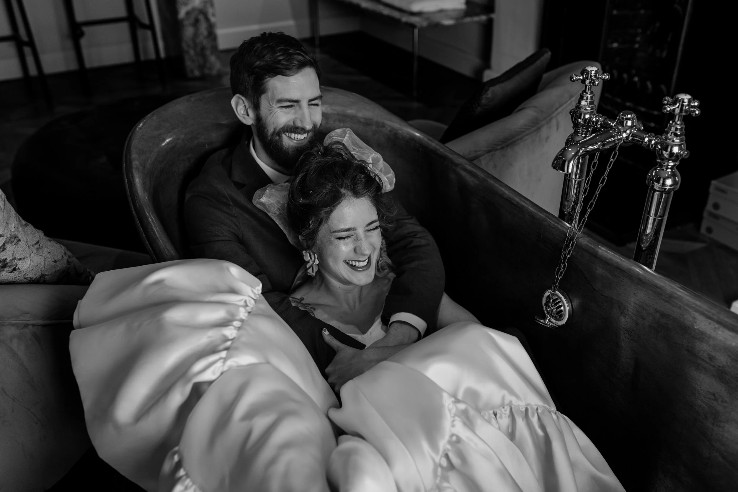 Samantha-Kay-Photography-Fun-and-Natural-wedding-photography.jpg