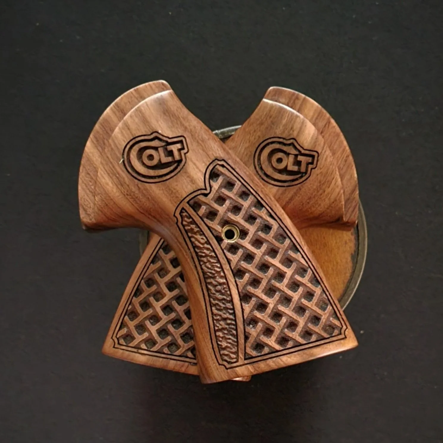 Custom Grip pattern examples — Hudson River Valley Customs