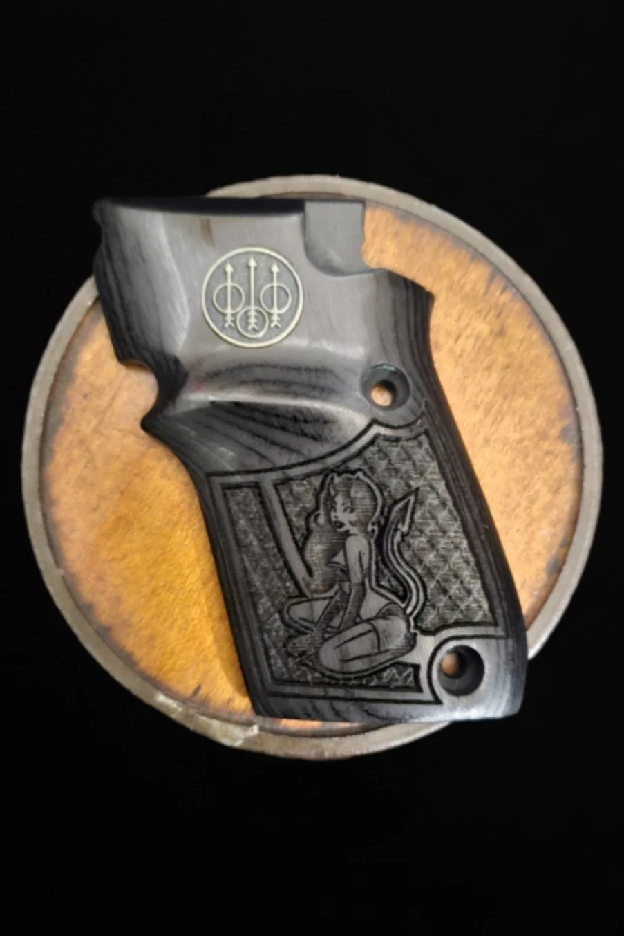 Beretta 30x/20x Tomcat/Bobcat Grips Dragonscale/BD Stipple with inset "Devil Gril" Optional Custom Trident Logos or Medallions • All Colors