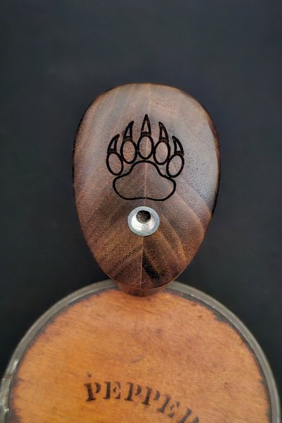 Grizzly-Kodiak+base+paw.jpg