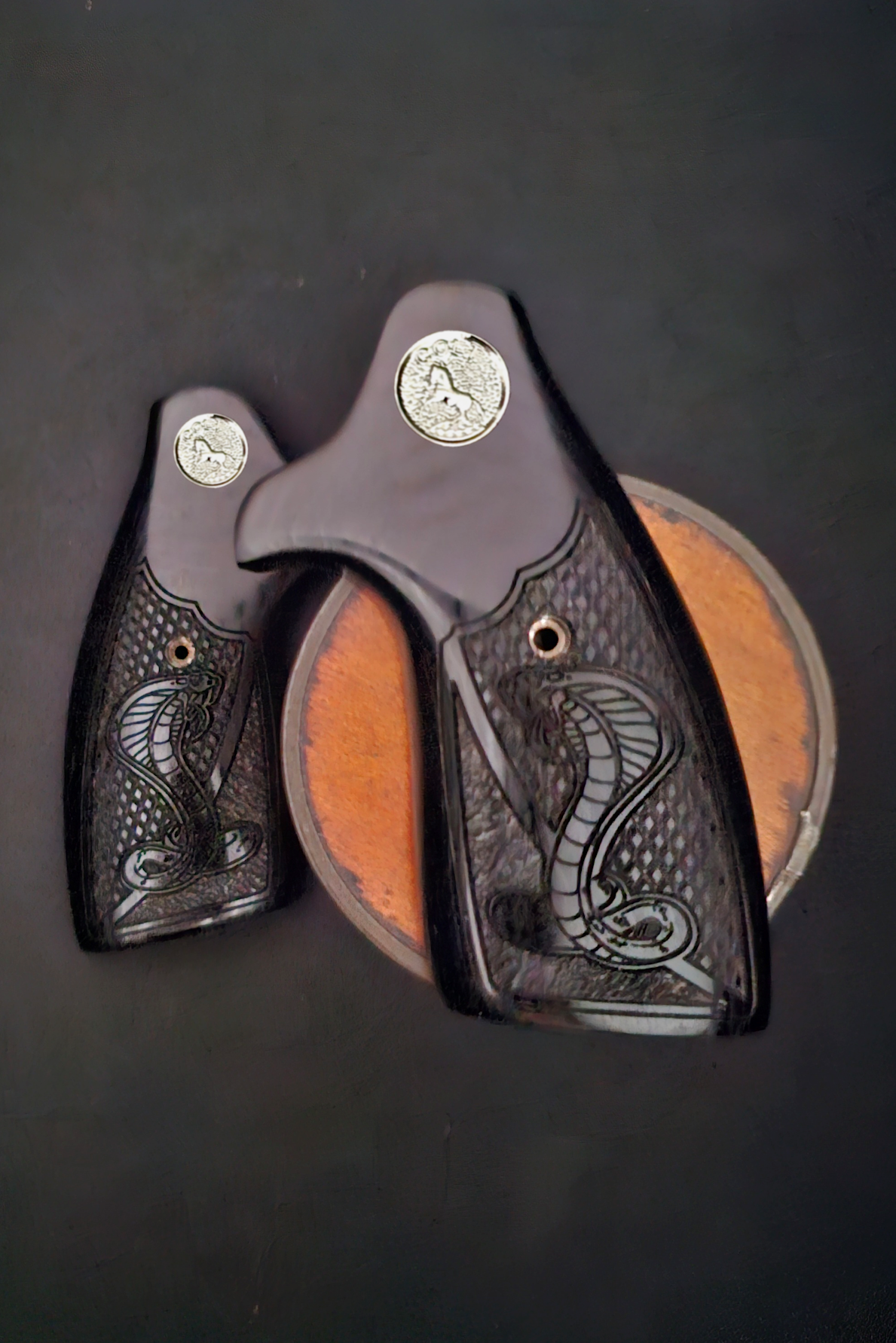 Flattop-Stip-Snake Black 2.png