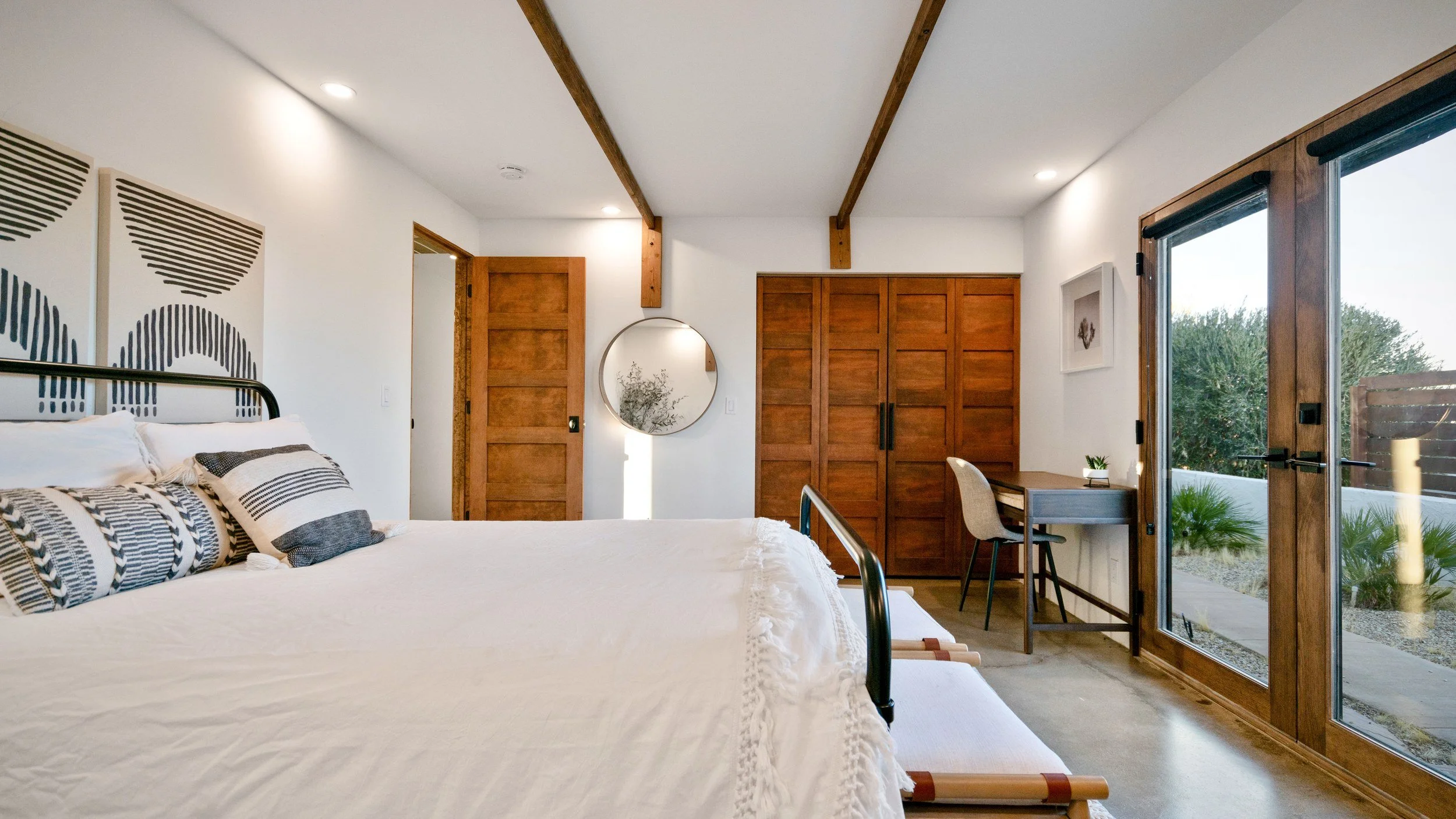 21-636 Valencia Dr Interior-4.jpg