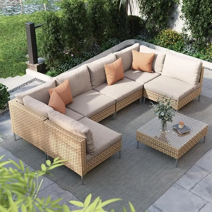  Outdoor Seating 