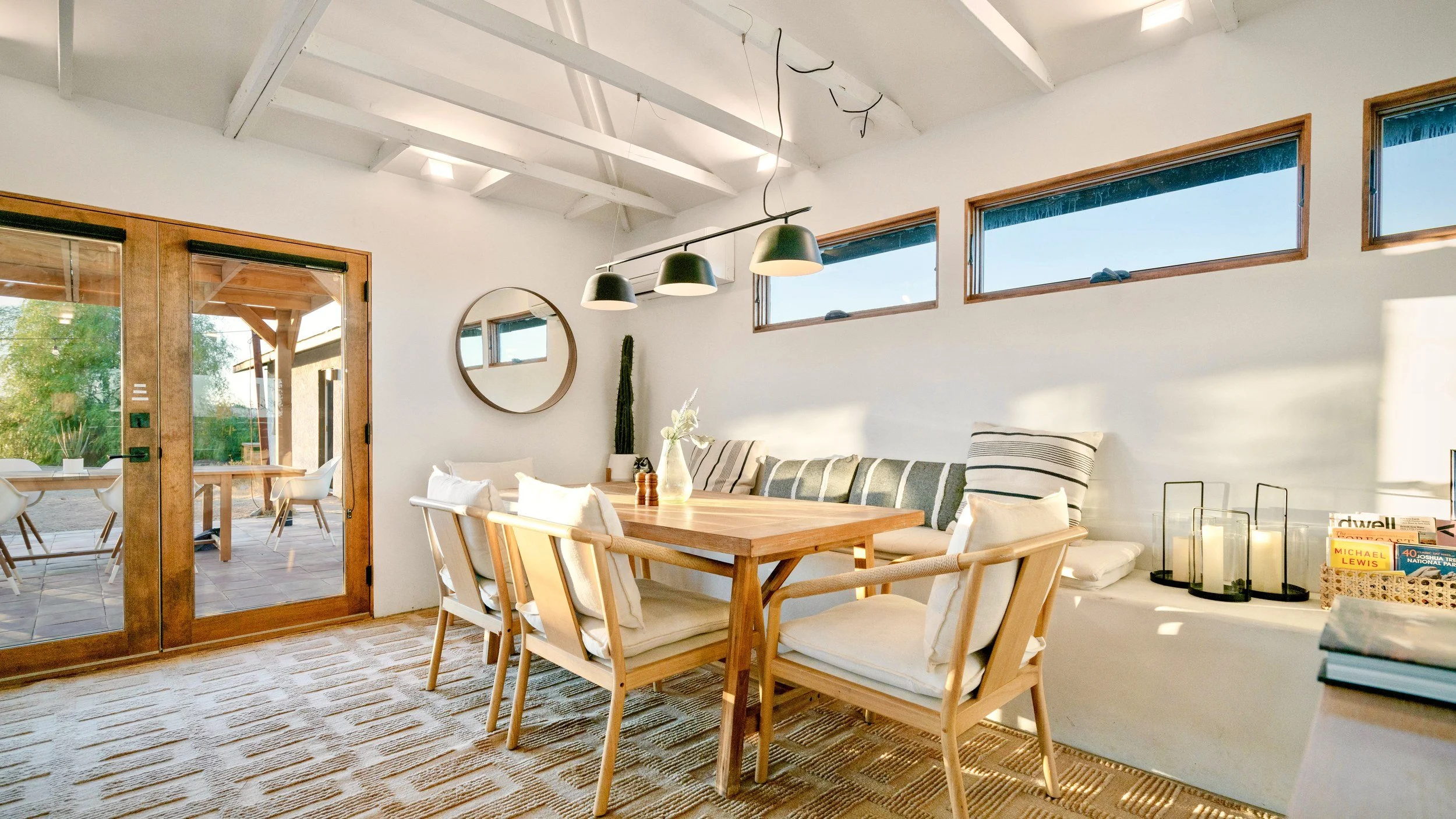 19-636 Valencia Dr Interior-52.jpg