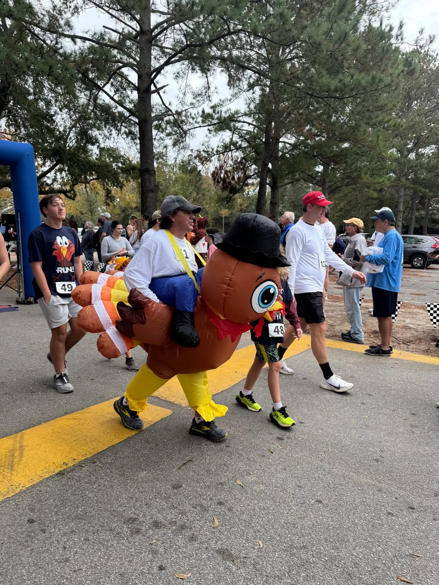 Only 7️⃣ days left to grab your $40 entry to Turkey Trot! Come November it's $50 - so save some cash and register now! islandreccenter.org/events/trot