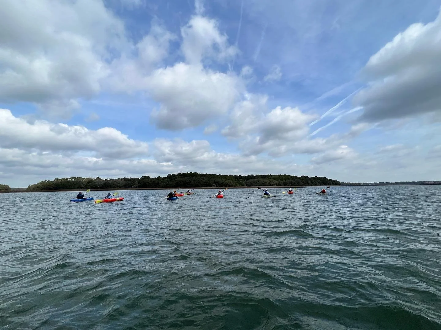 In one week we've got Launch and Lunch! On Thursday, February 26th paddle for an hour and a half then enjoy lunch. Event is from 11am-1:30pm 🍽️ islandreccenter.org/launch-lunch