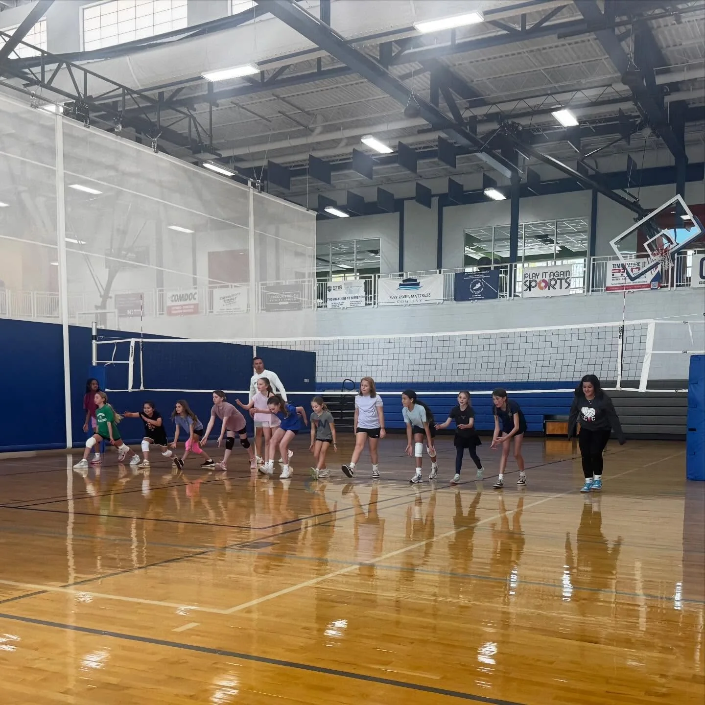 Day 1 of our Island Rec Center Volleyball Clinic with Coach Drew and Brittany of HHI Beach Volleyball Club. We will be hosting volleyball clinics on the hard court and beach all year long. Stay tuned for upcoming camps and clinics!