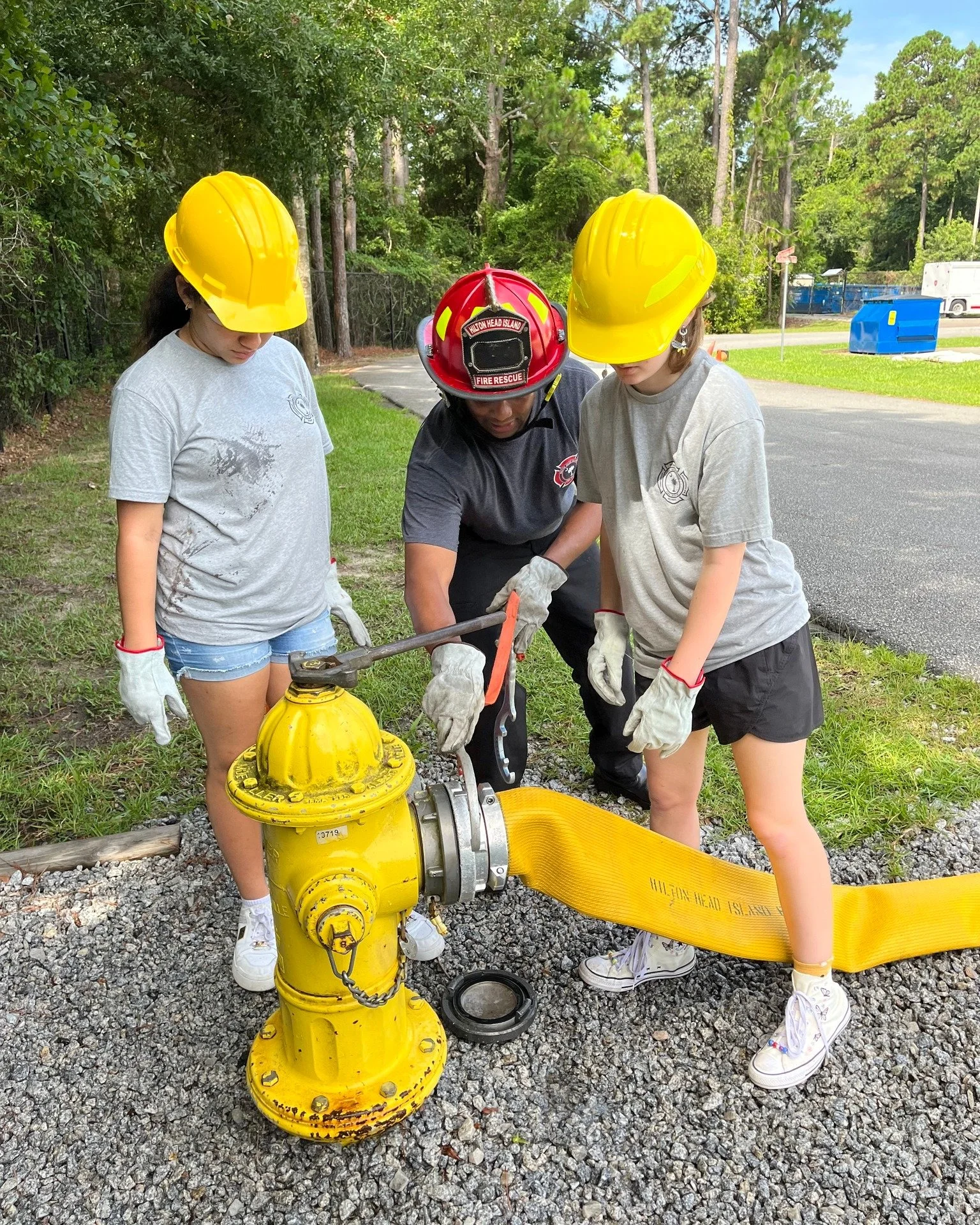 We are down to the last 2️⃣ spots for H.O.T. (Hands-On Training) Girls Summer Camp! Designed for girls ages 12-16, this week-long camp provides an immersive and enjoyable experience led by professionals from Hilton Head Island Fire Rescue. Camp runs 