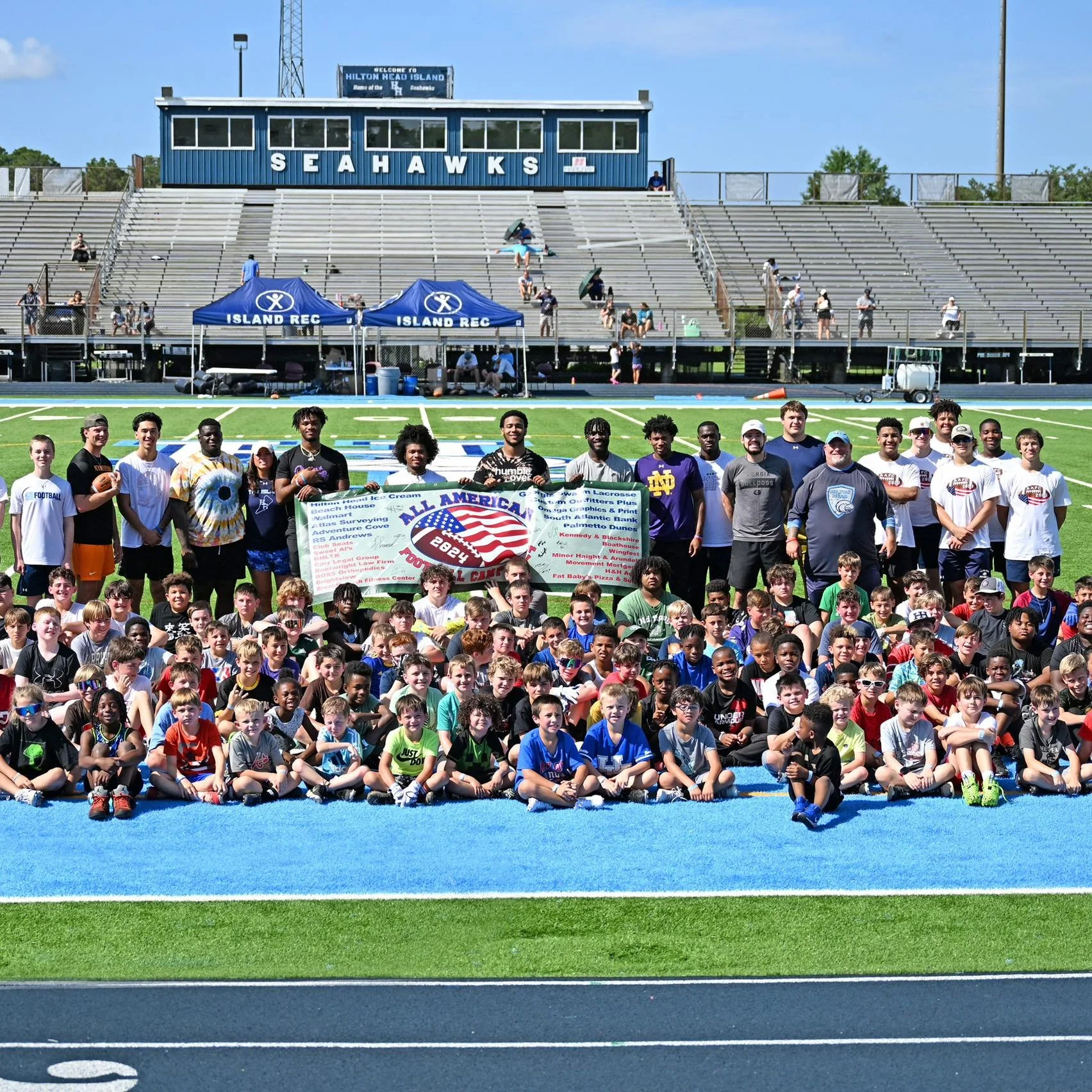 Last week to catch this All Star Discount 💸 Save $25 and sign up for All American Football on or by May 1: islandreccenter.org/summer-sports