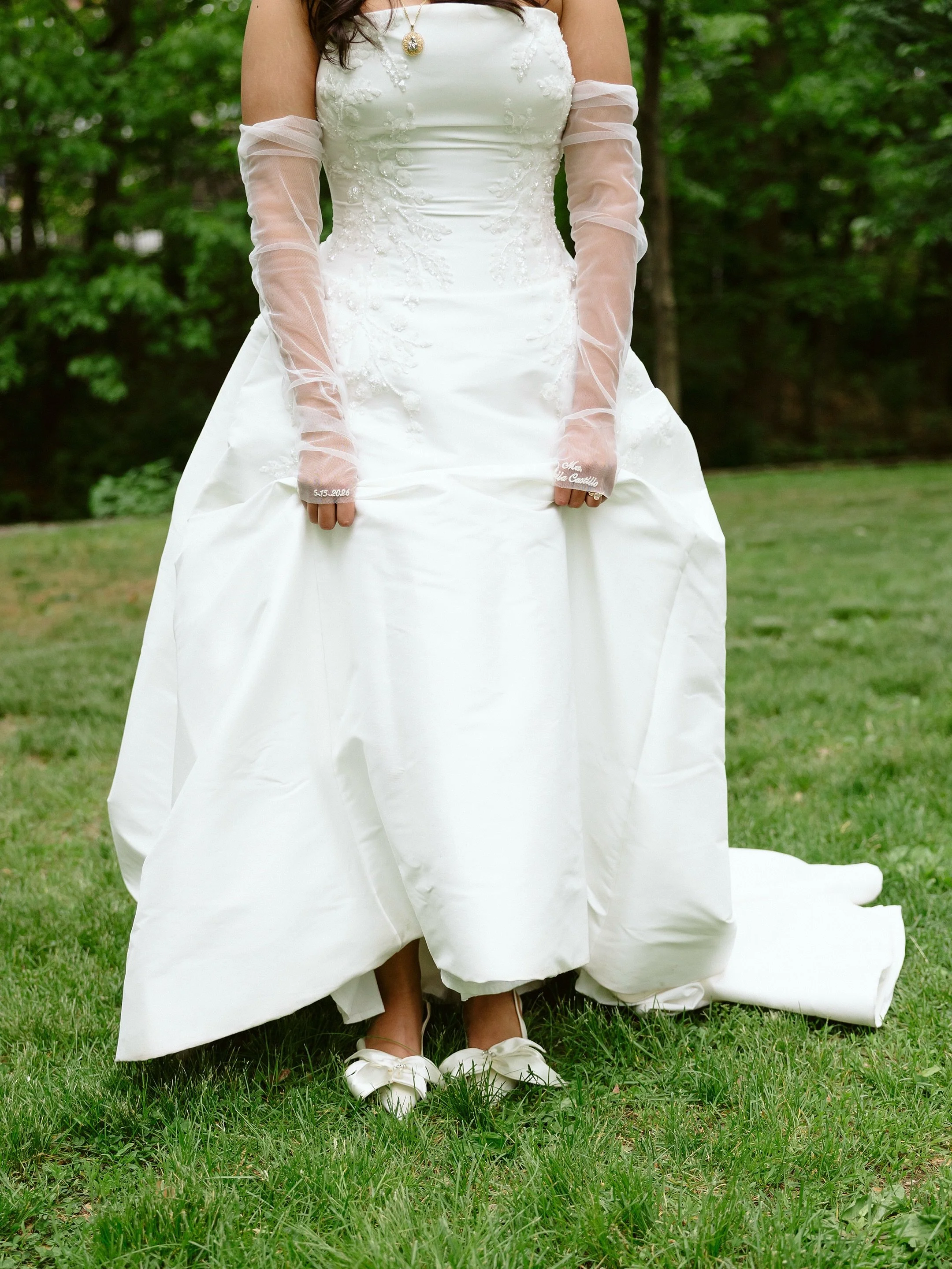 a + j forever + ever 

planner - @rlceventsanddesign 
second photographer - @wyldsolphotography 
makeup - @dariatok_makeup

|

New York wedding photographer, Brooklyn wedding photographer, New York elopement photographer, Long Island wedding photogra