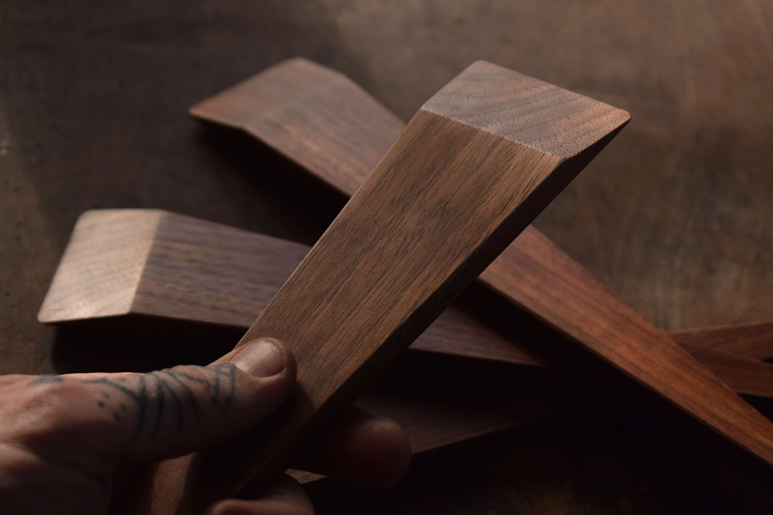 Spatula - walnut (4).JPG