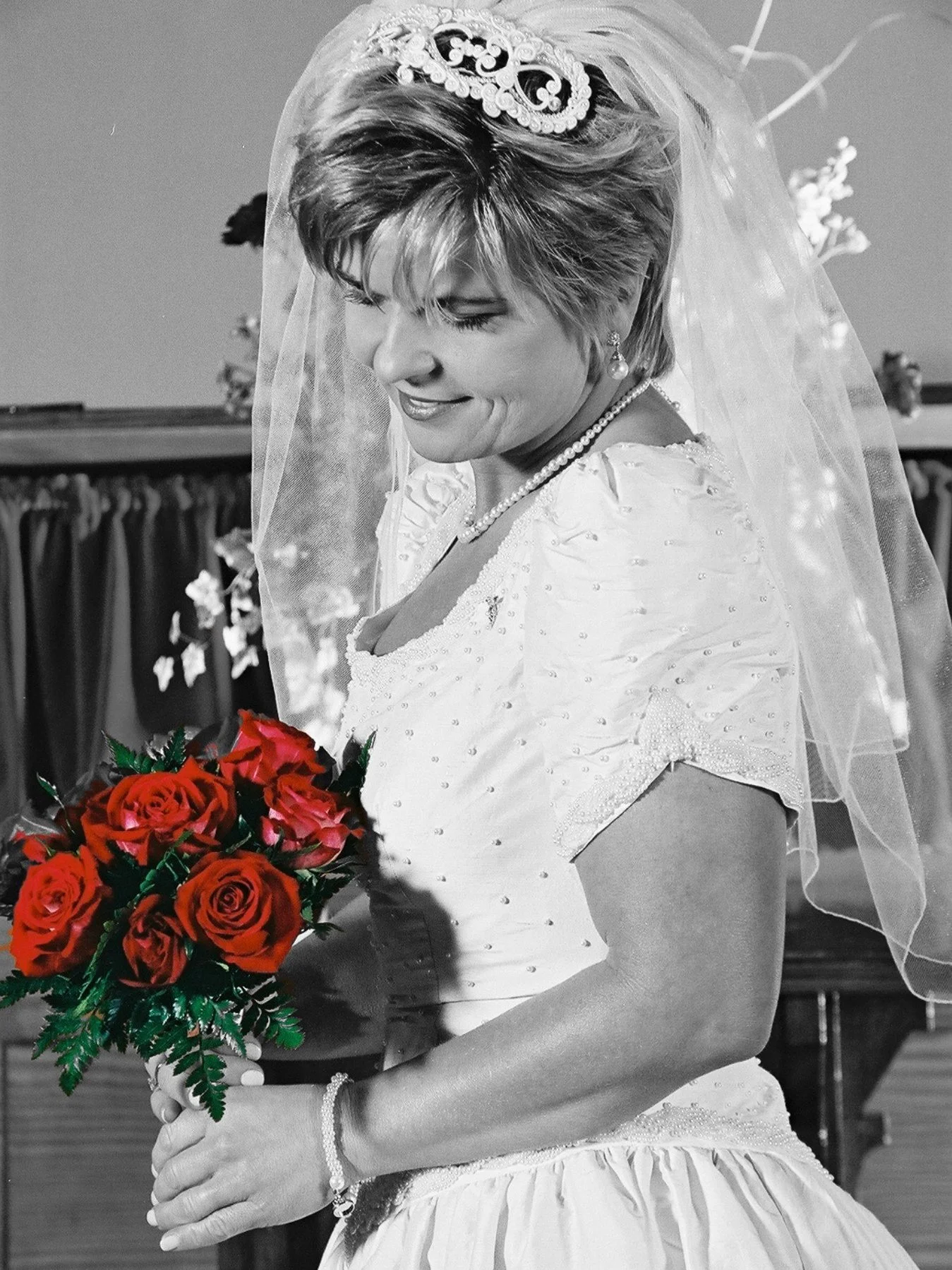 356298-R1-5ofoto+COLOR+AND+BW.jpg