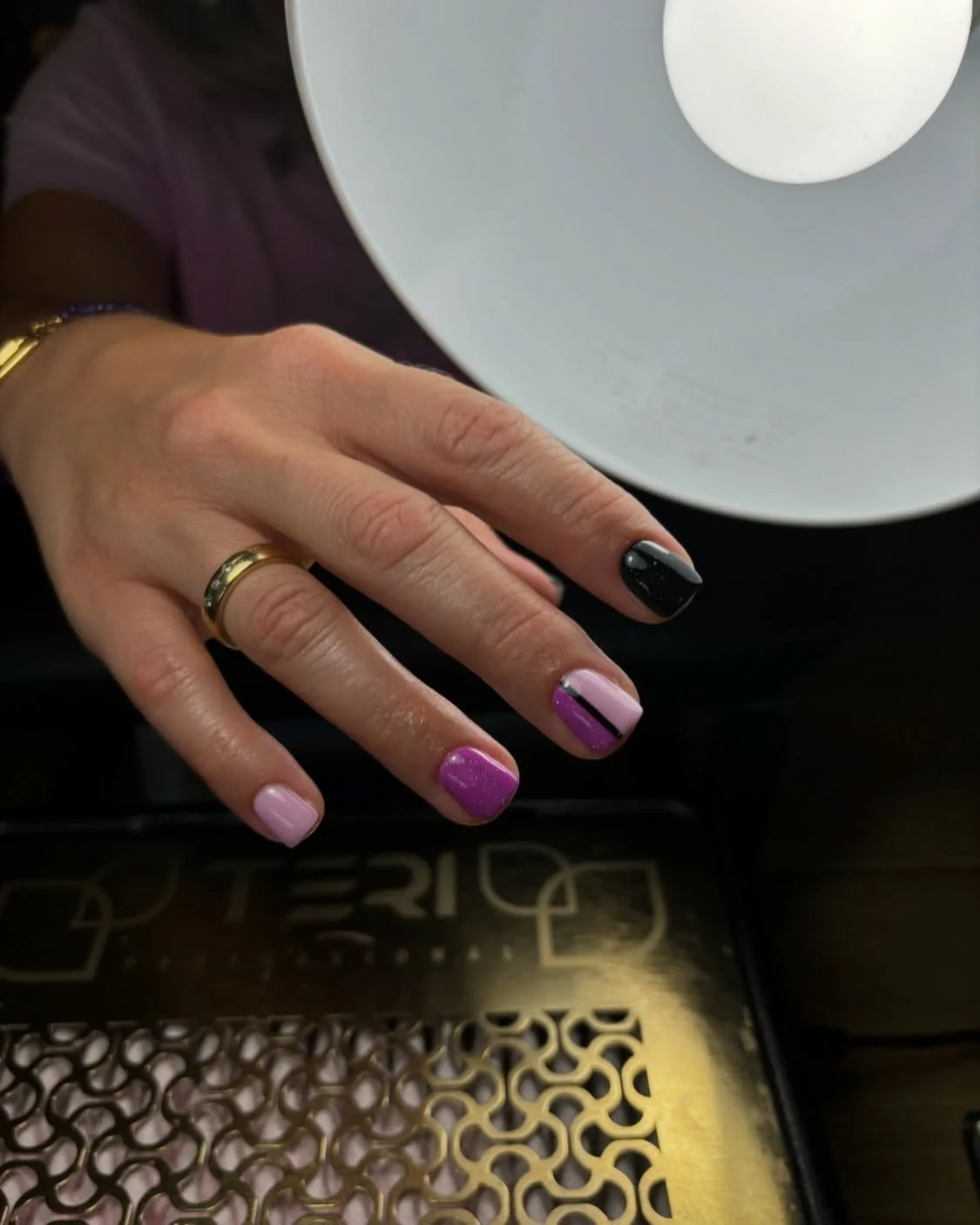 Alvast fijn weekend lieve klanten! We toppen de week af met dit vrolijke en sprankelende setje💜