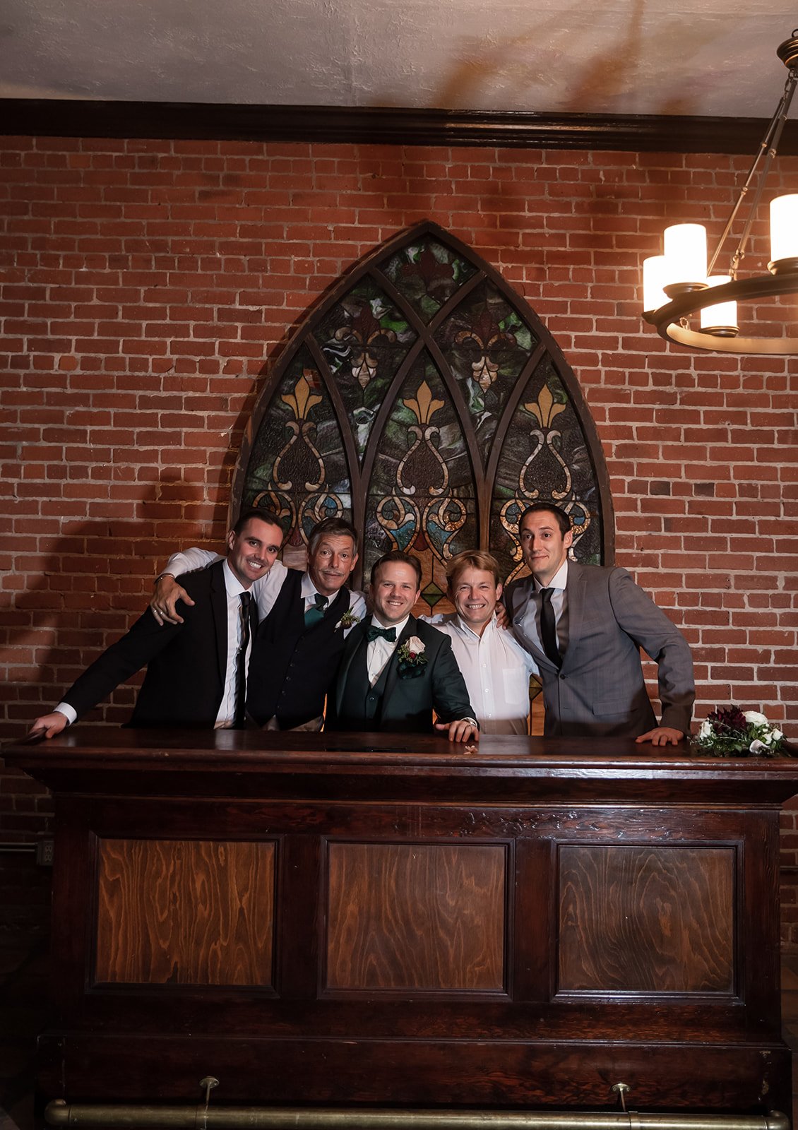 211_211024 GREEN WEDDING.jpg