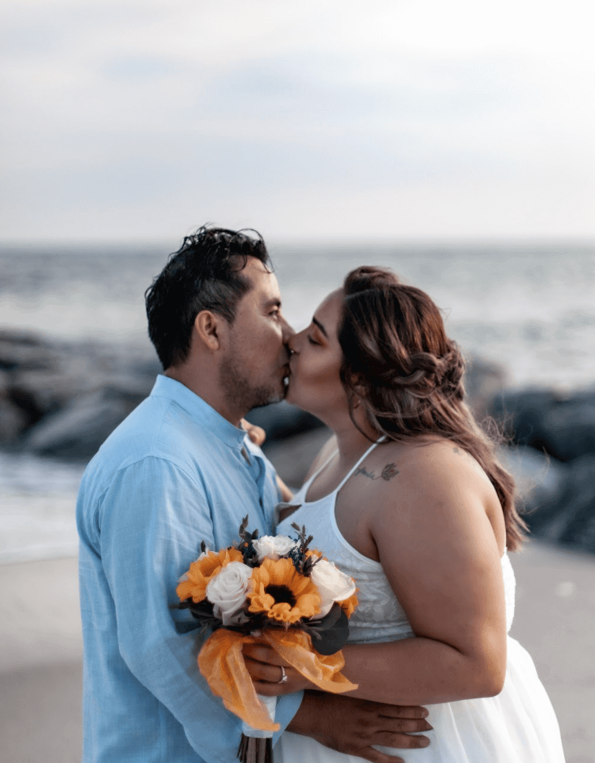 intimate-beach-wedding.png