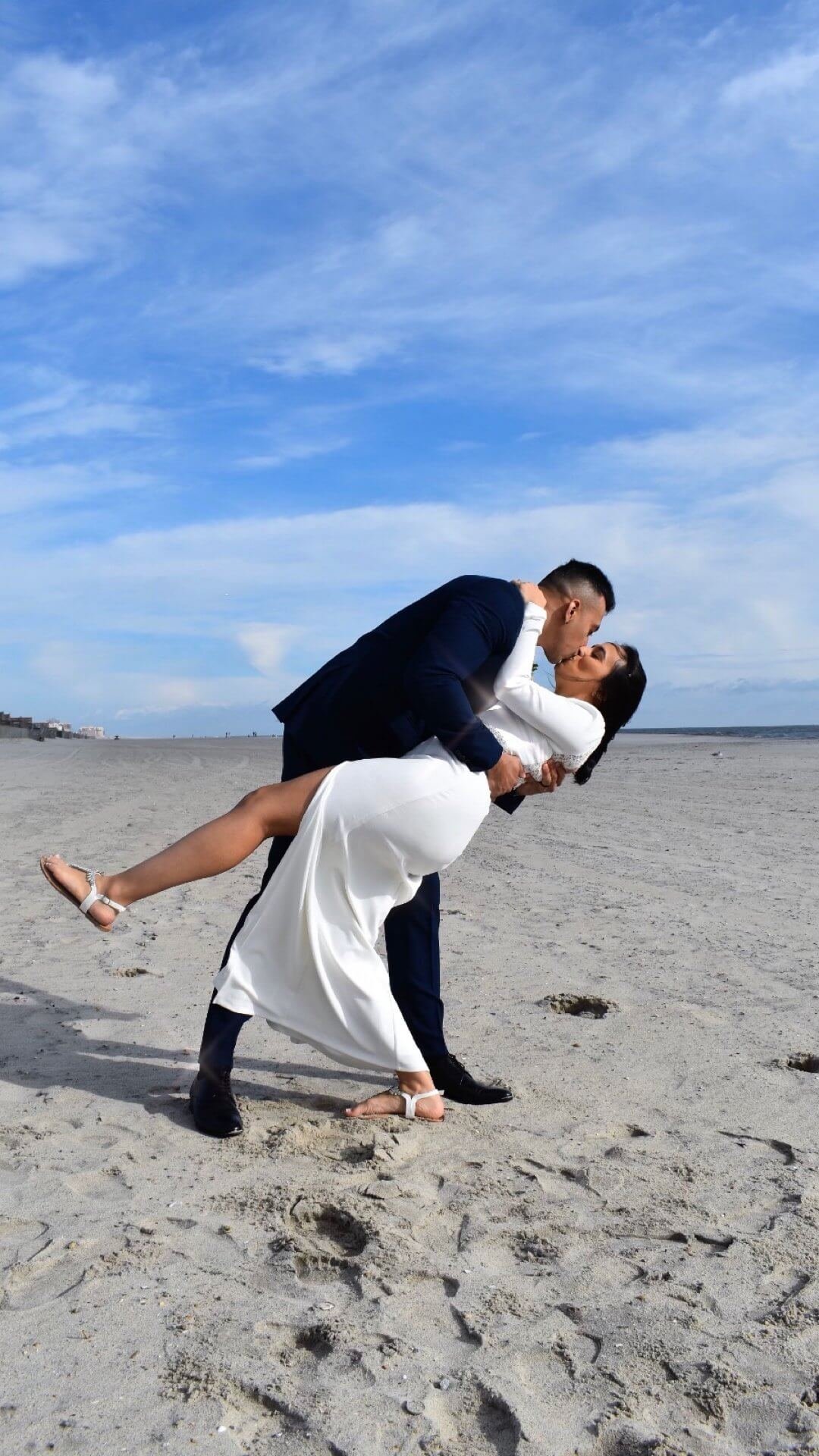 long-beach-ny-elopement-specialist.jpeg