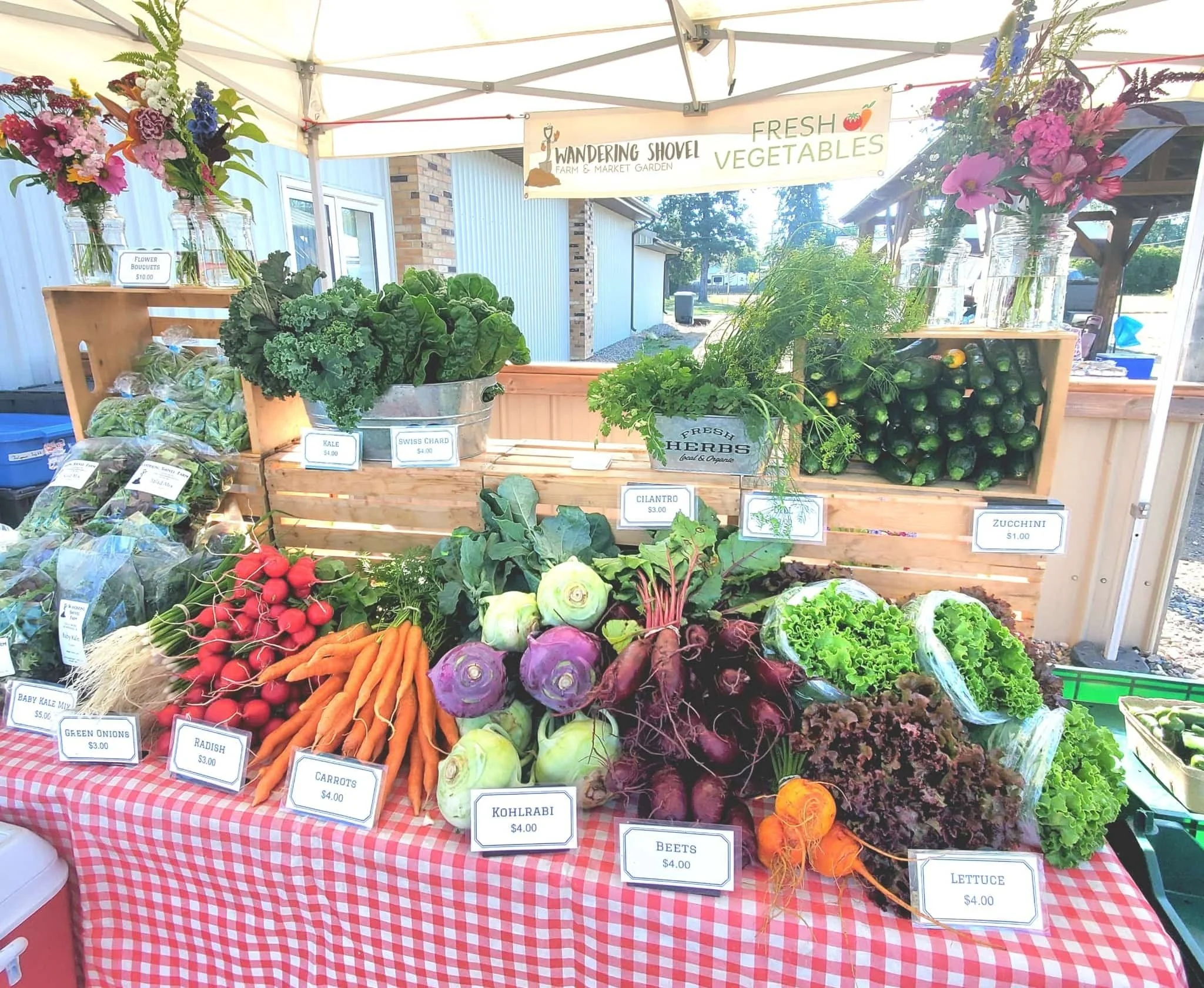 Leoville Market! 🌞🌸🍅🥕🫛