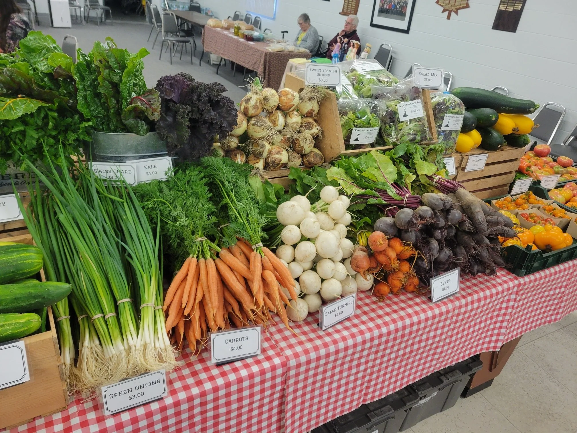 We're inside out of the wind today at Leoville Farmer's Market! 

The coffee's on, and there's soup for lunch. We're here til 1:00.
