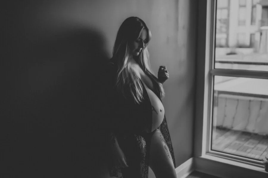 BEAUTIFUL CHANGES- TORONTO BOUDOIR PHOTOGRAPHER
