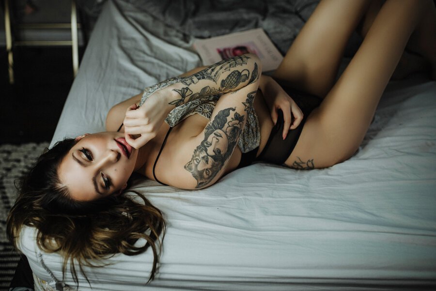 FASHION QUEEN. TORONTO BOUDOIR PHOTOGRAPHER.