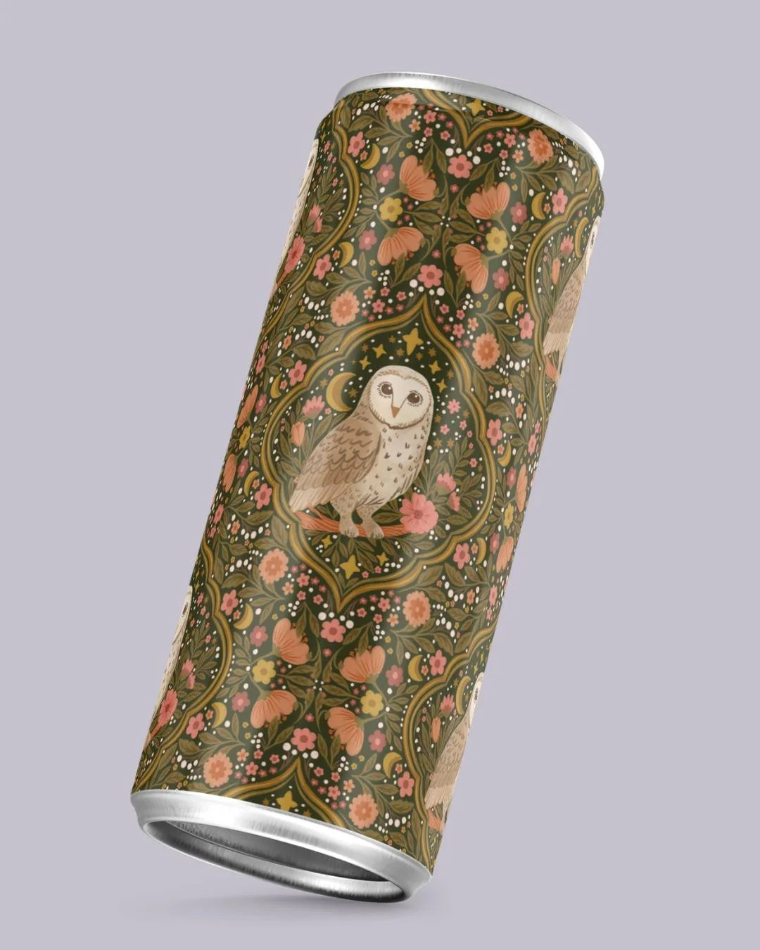 Friyay! ok I can&rsquo;t quite stop myself from sharing one more post of this artwork.. out in the "wild" ;) From line work &rarr; color &rarr; mockups, I&rsquo;m kind of obsessed with this barn owl pattern I created for the #lovebirdsartch