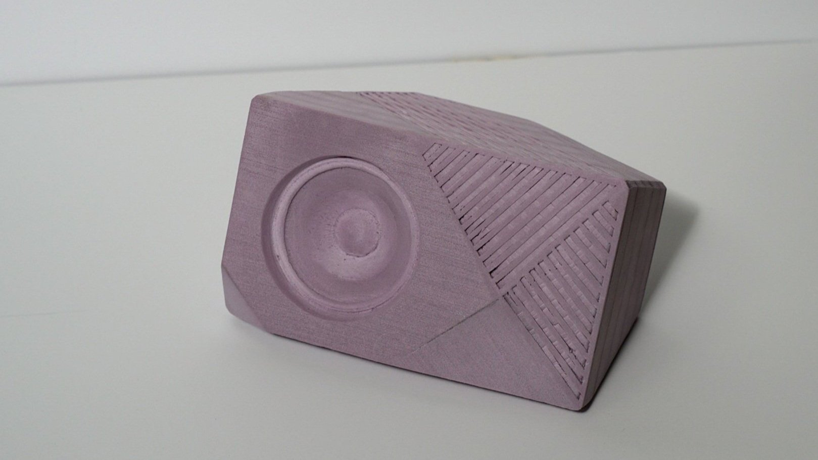 Final model in low-profile position