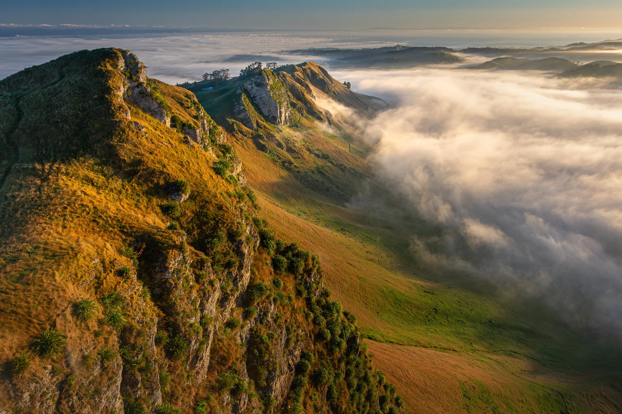 Flowing Past | Te Mata Peak, Hawke's Bay